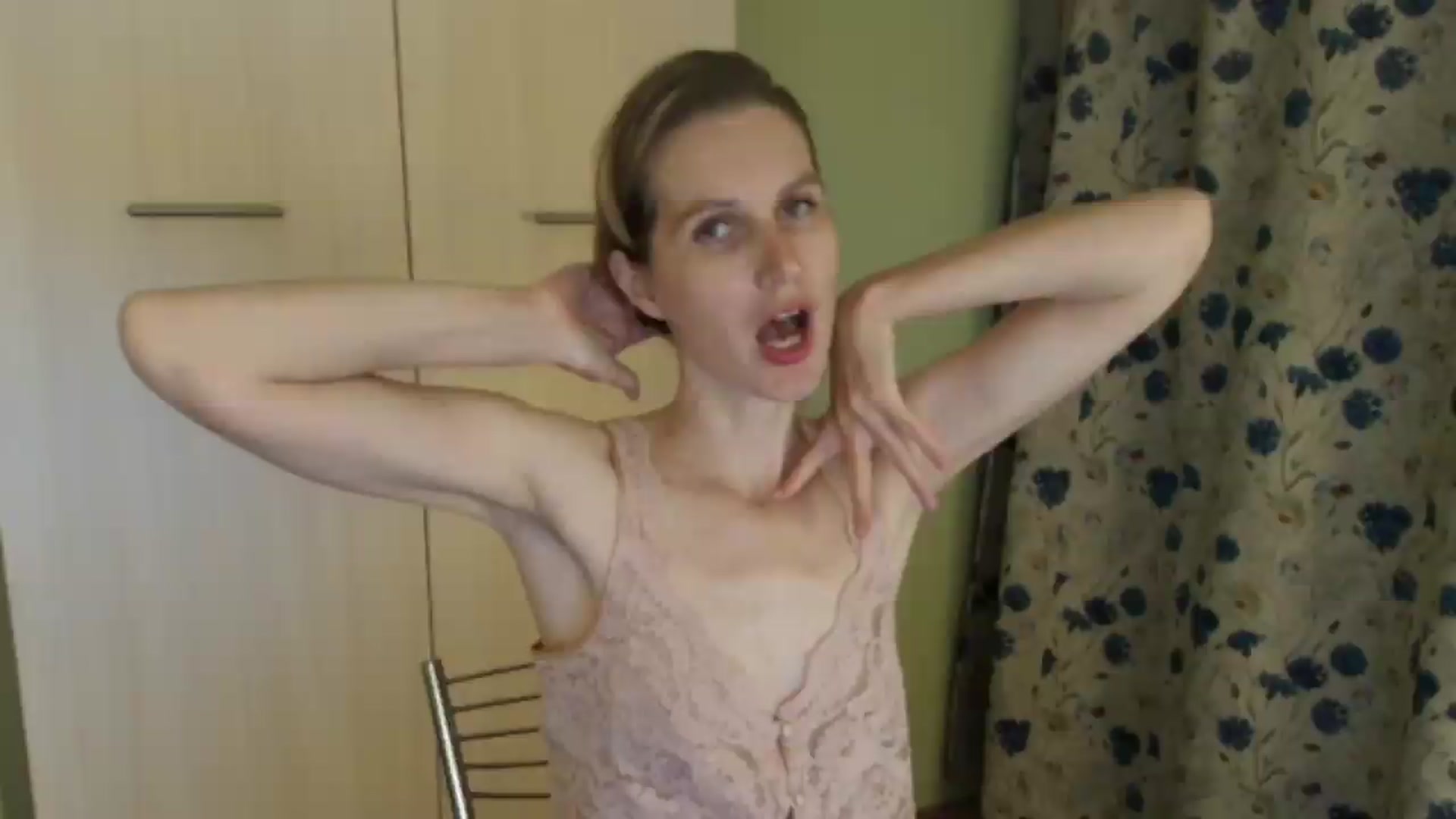 Gallery image thumbnail from HalynatheBest's myfreecams stream on, 07/27/2026, 20:37 image 5 of 20