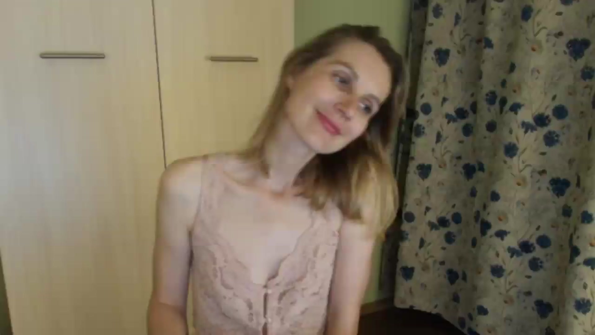 Gallery image thumbnail from HalynatheBest's myfreecams stream on, 07/27/2026, 20:37 image 16 of 20