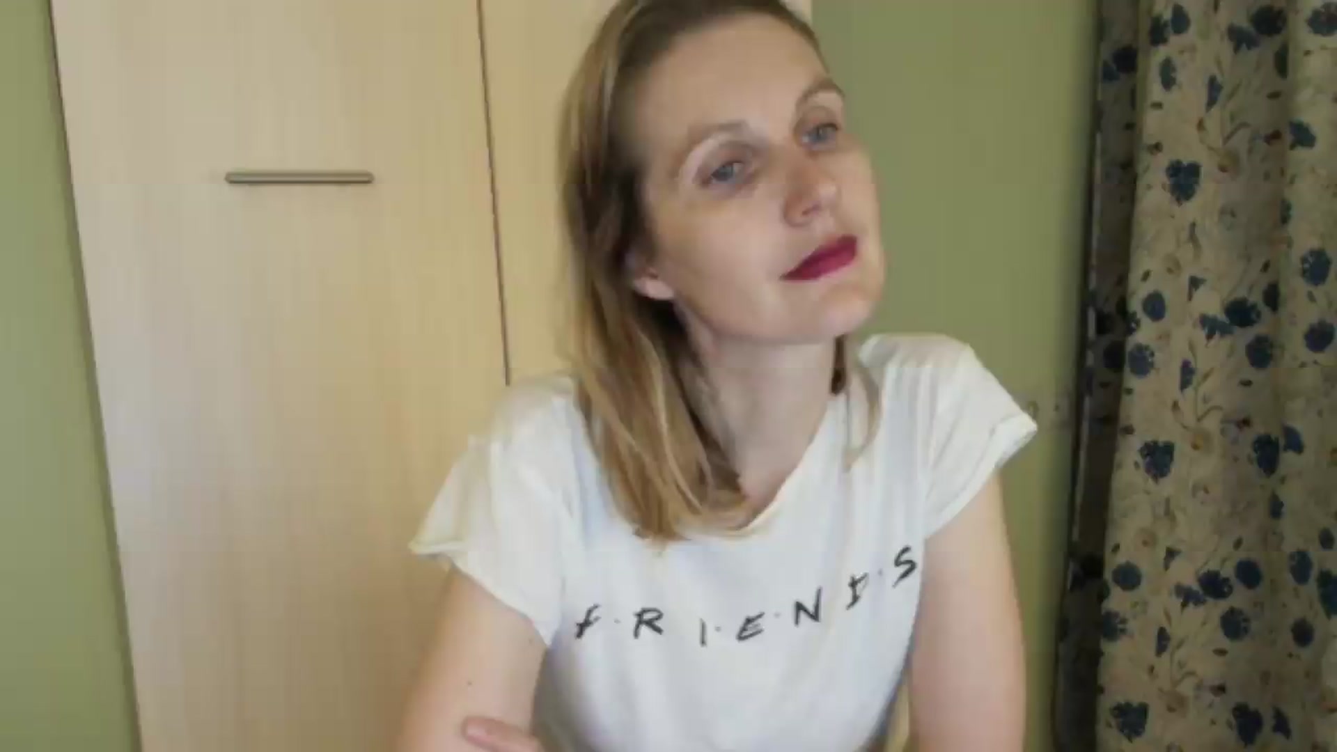 Gallery image thumbnail from HalynatheBest's myfreecams stream on, 07/29/2026, 20:32 image 1 of 20