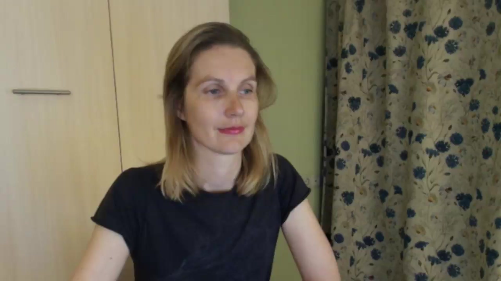 Gallery image thumbnail from HalynatheBest's myfreecams stream on, 08/03/2026, 21:09 image 8 of 20