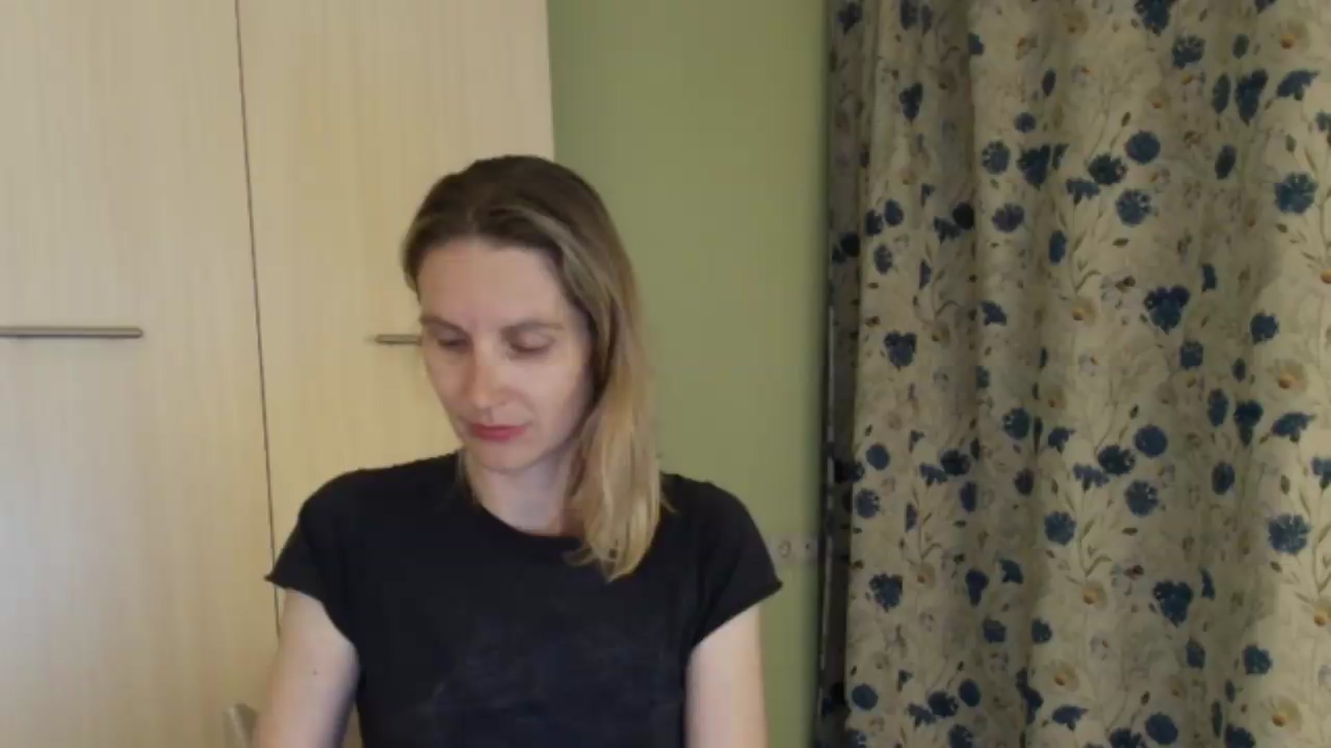 Gallery image thumbnail from HalynatheBest's myfreecams stream on, 08/03/2026, 21:09 image 14 of 20