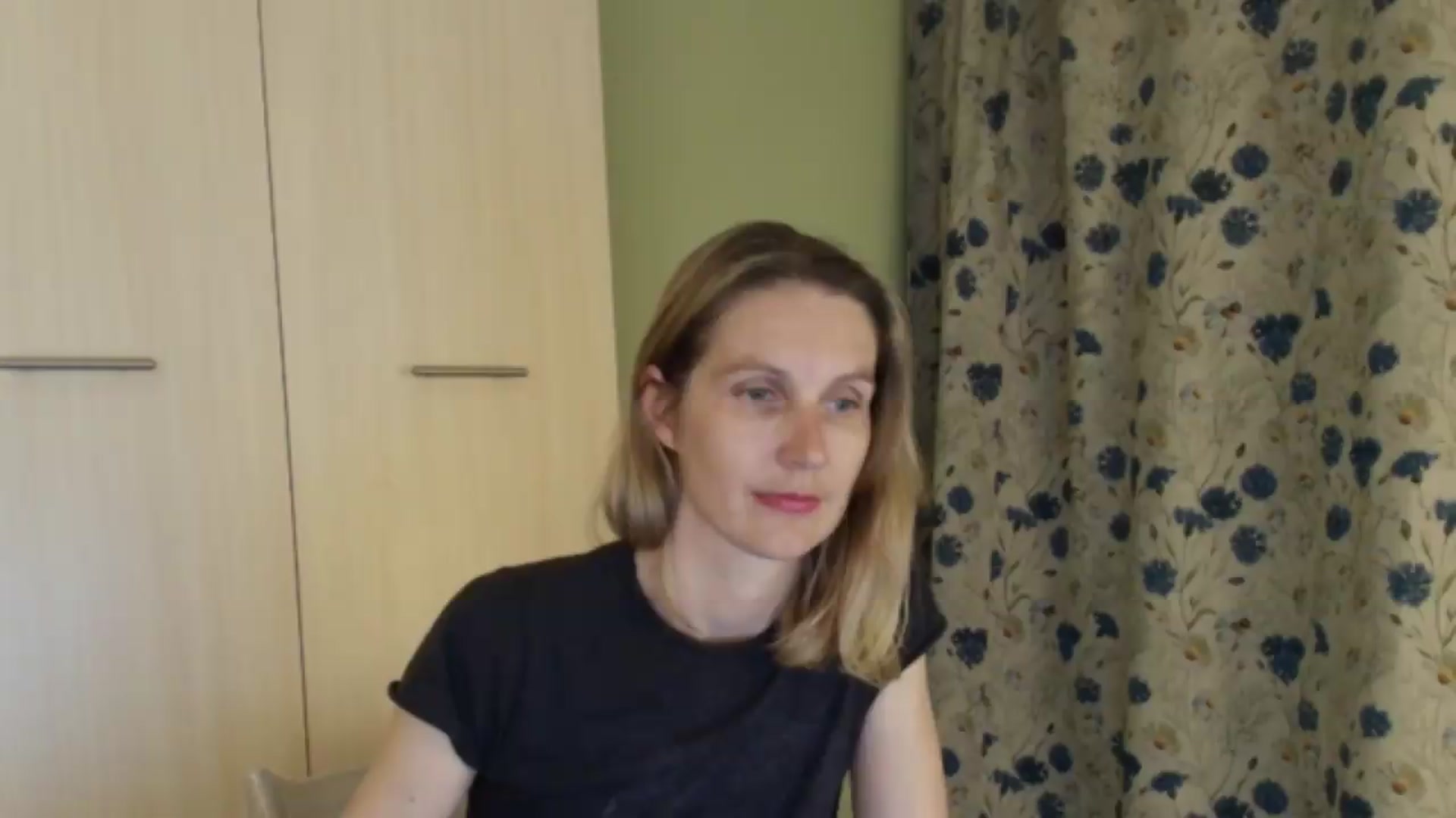 Gallery image thumbnail from HalynatheBest's myfreecams stream on, 08/03/2026, 21:09 image 15 of 20