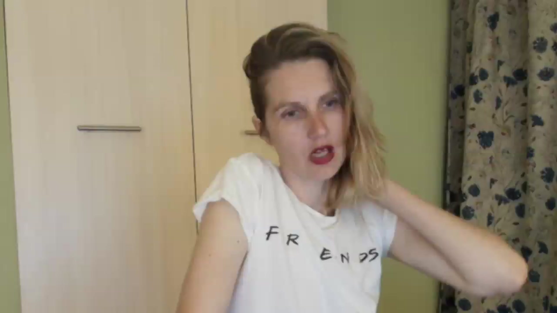 Gallery image thumbnail from HalynatheBest's myfreecams stream on, 08/04/2026, 20:29 image 8 of 20