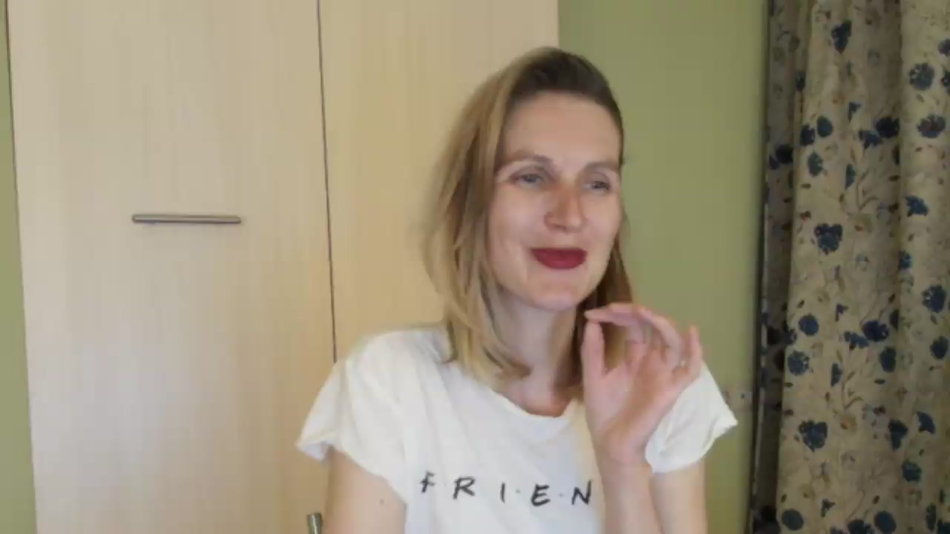 Gallery image thumbnail from HalynatheBest's myfreecams stream on, 08/04/2026, 20:29 image 17 of 20