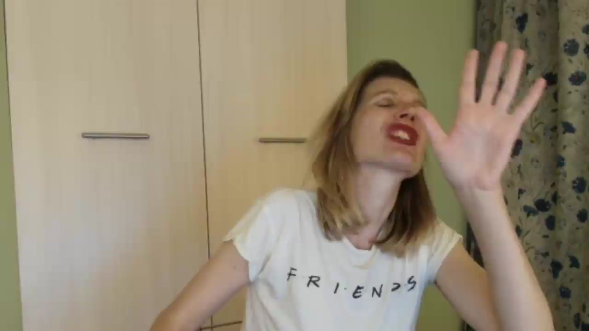 Gallery image thumbnail from HalynatheBest's myfreecams stream on, 08/04/2026, 20:29 image 13 of 20