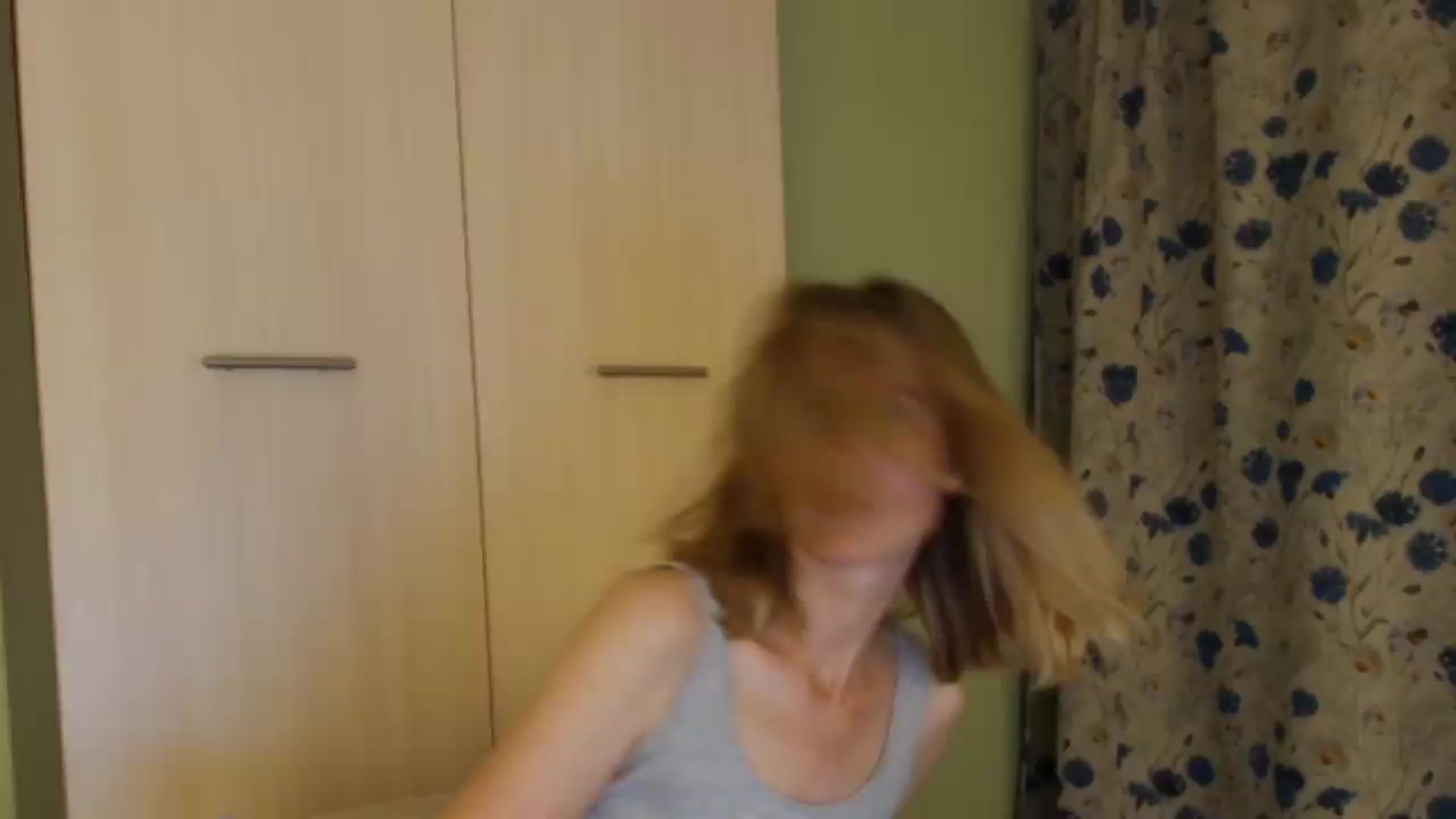 Gallery image thumbnail from HalynatheBest's myfreecams stream on, 08/06/2026, 20:39 image 18 of 20
