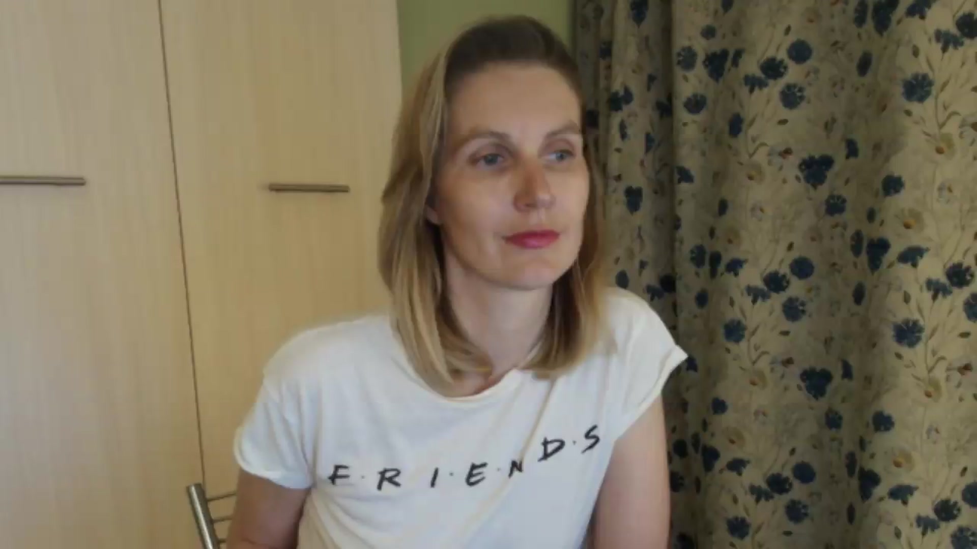 Gallery image thumbnail from HalynatheBest's myfreecams stream on, 08/19/2026, 20:34 image 18 of 20