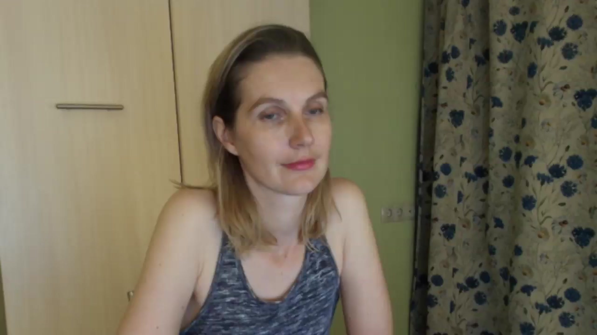 Gallery image thumbnail from HalynatheBest's myfreecams stream on, 08/23/2026, 20:39 image 3 of 20