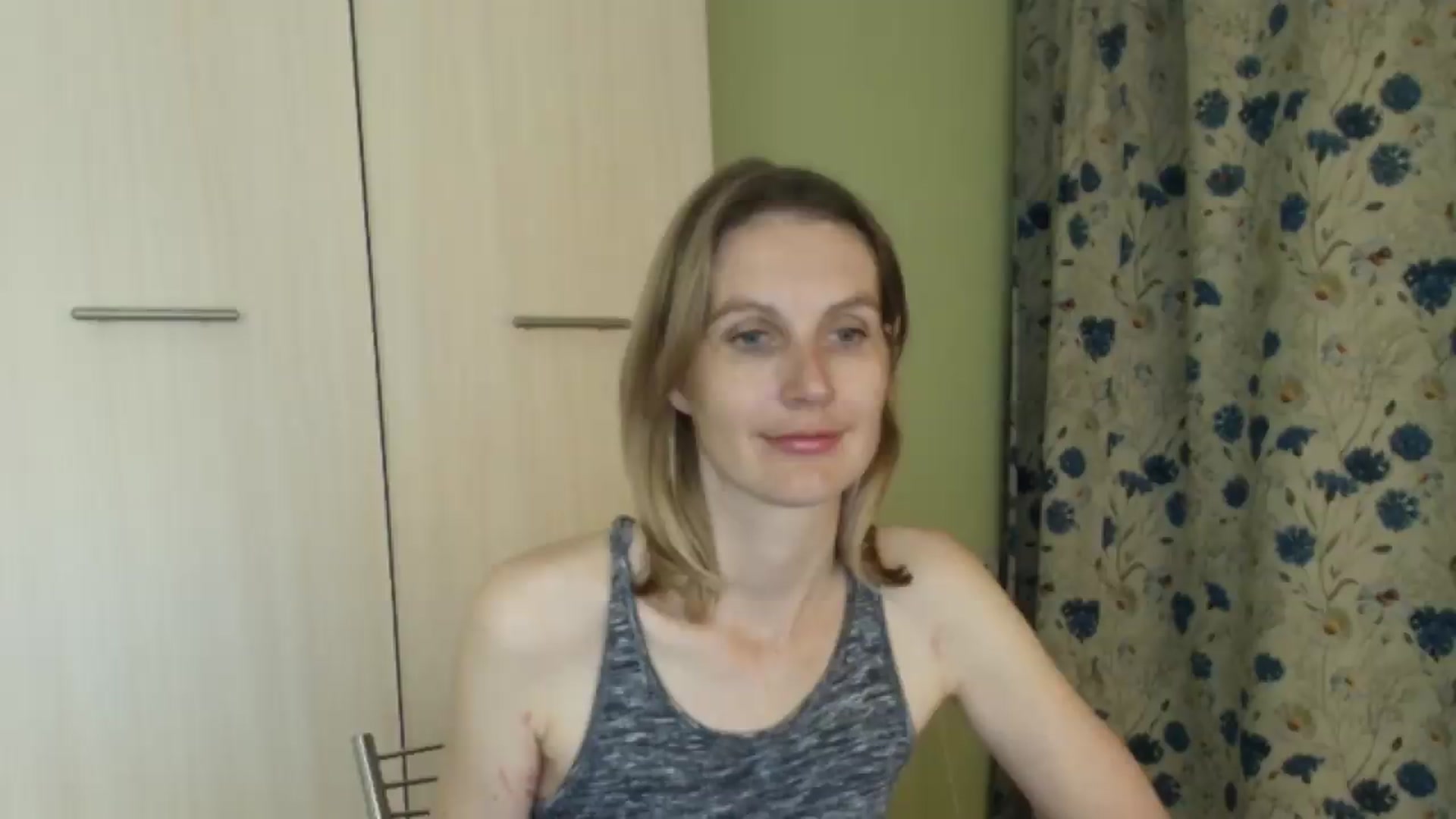 Gallery image thumbnail from HalynatheBest's myfreecams stream on, 09/03/2026, 21:04 image 2 of 20