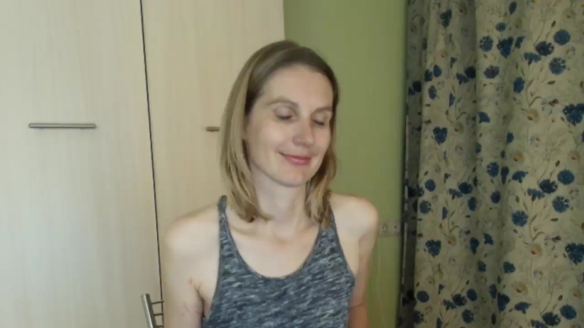 Gallery image thumbnail from HalynatheBest's myfreecams stream on, 09/03/2026, 21:04 image 8 of 20