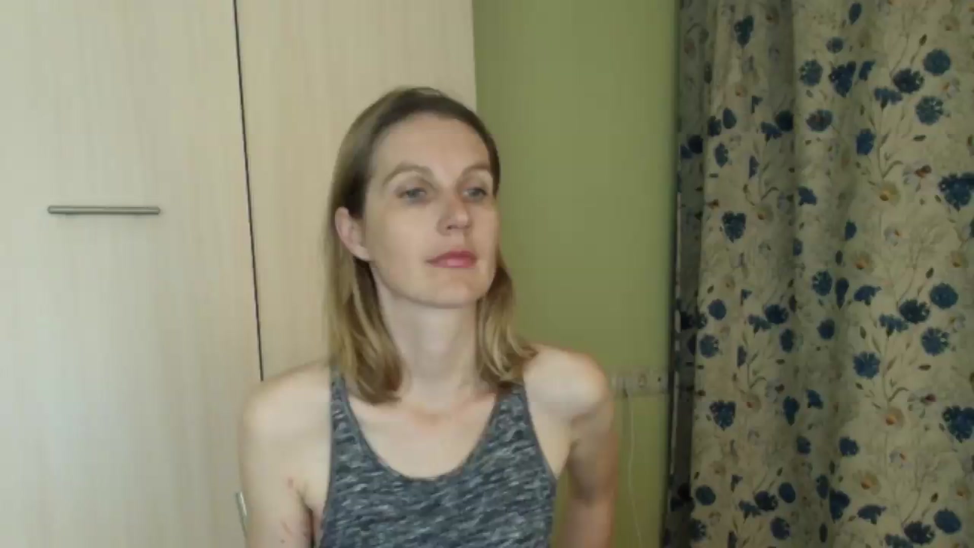 Gallery image thumbnail from HalynatheBest's myfreecams stream on, 09/03/2026, 21:04 image 1 of 20