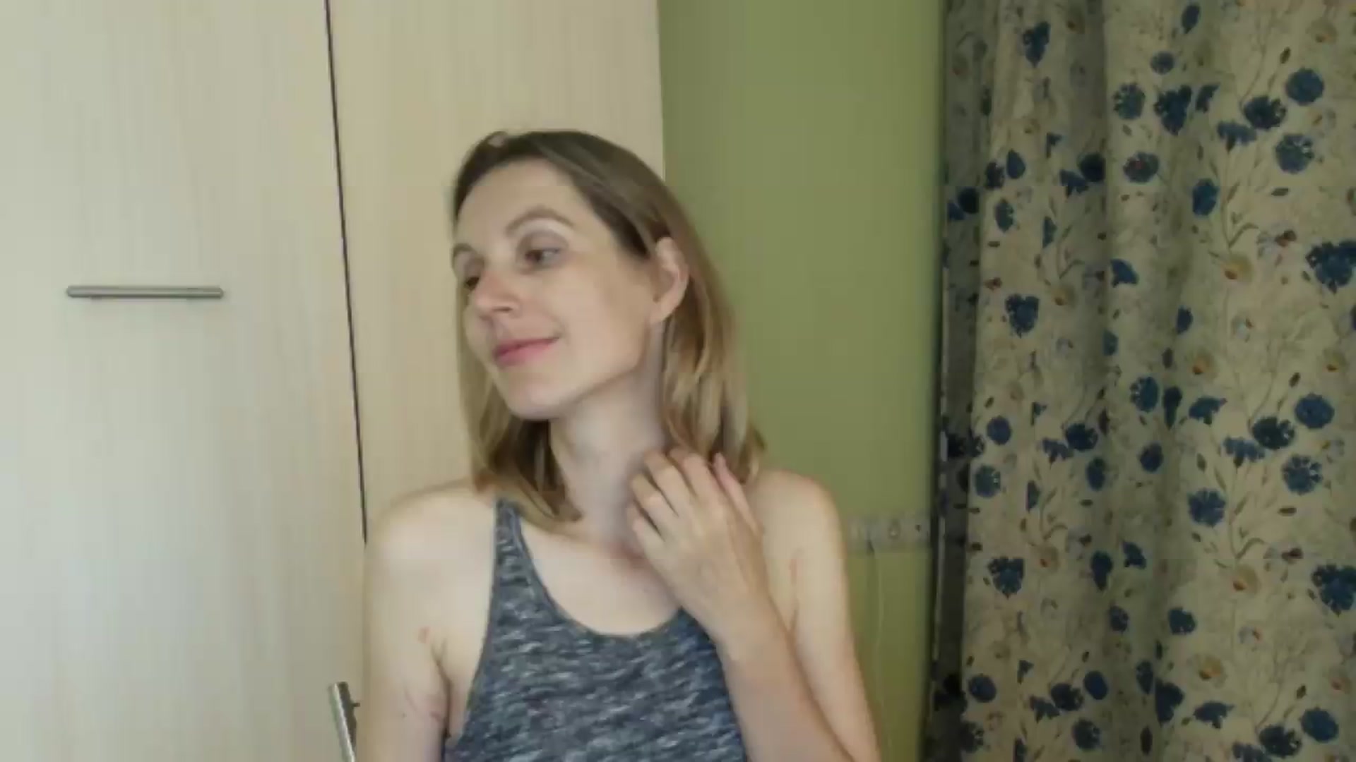 Gallery image thumbnail from HalynatheBest's myfreecams stream on, 09/03/2026, 21:04 image 7 of 20
