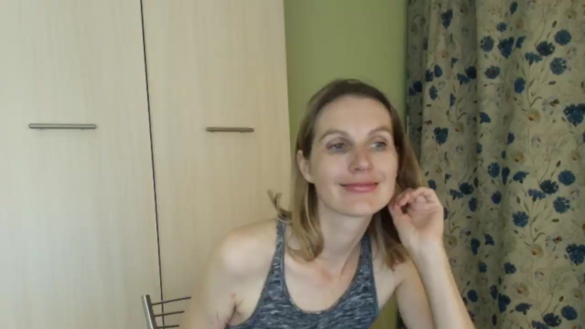Gallery image thumbnail from HalynatheBest's myfreecams stream on, 09/03/2026, 21:04 image 5 of 20