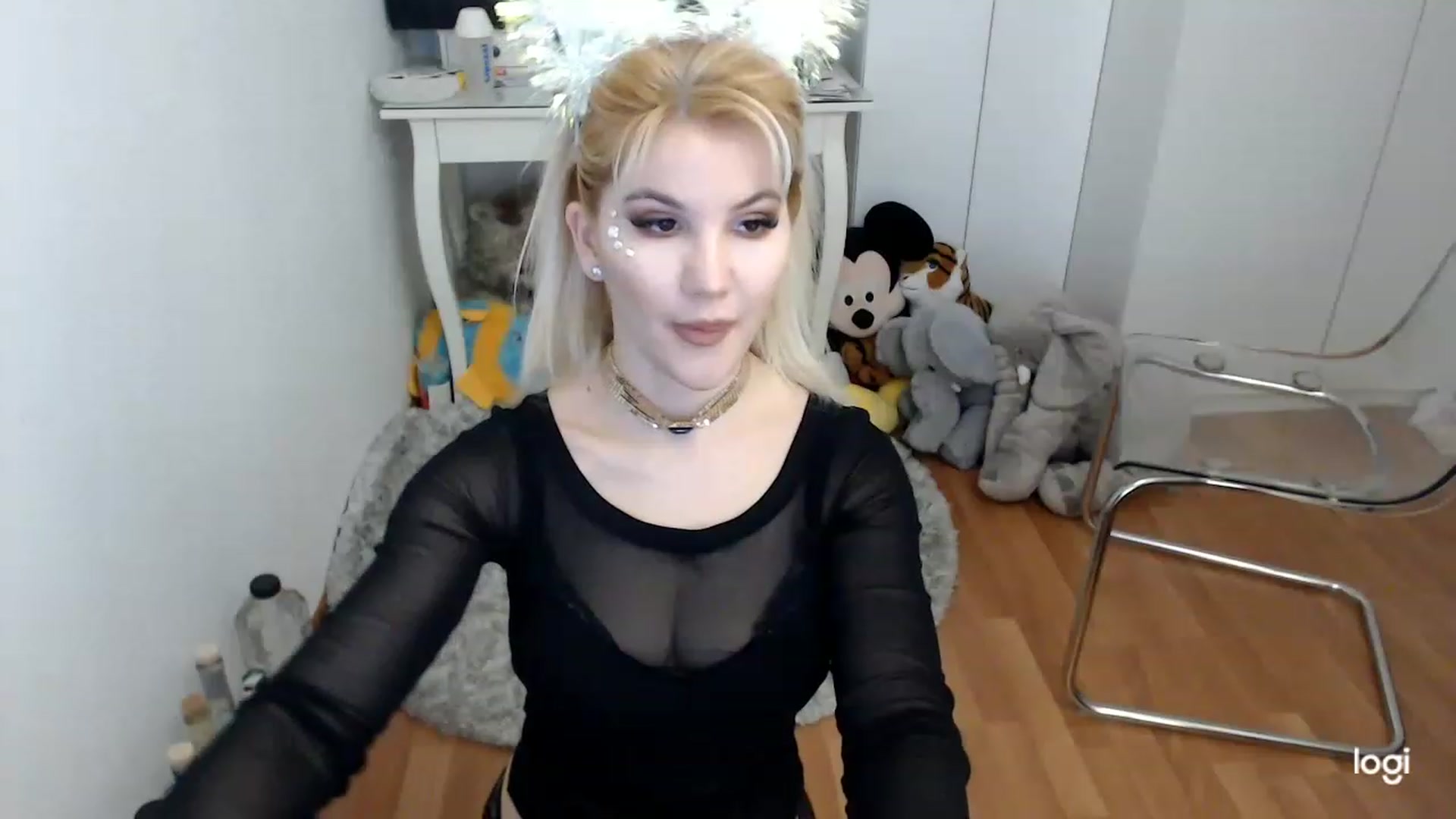 Gallery image thumbnail from HammyGirl's myfreecams stream on, 02/25/2023, 08:18 image 2 of 20