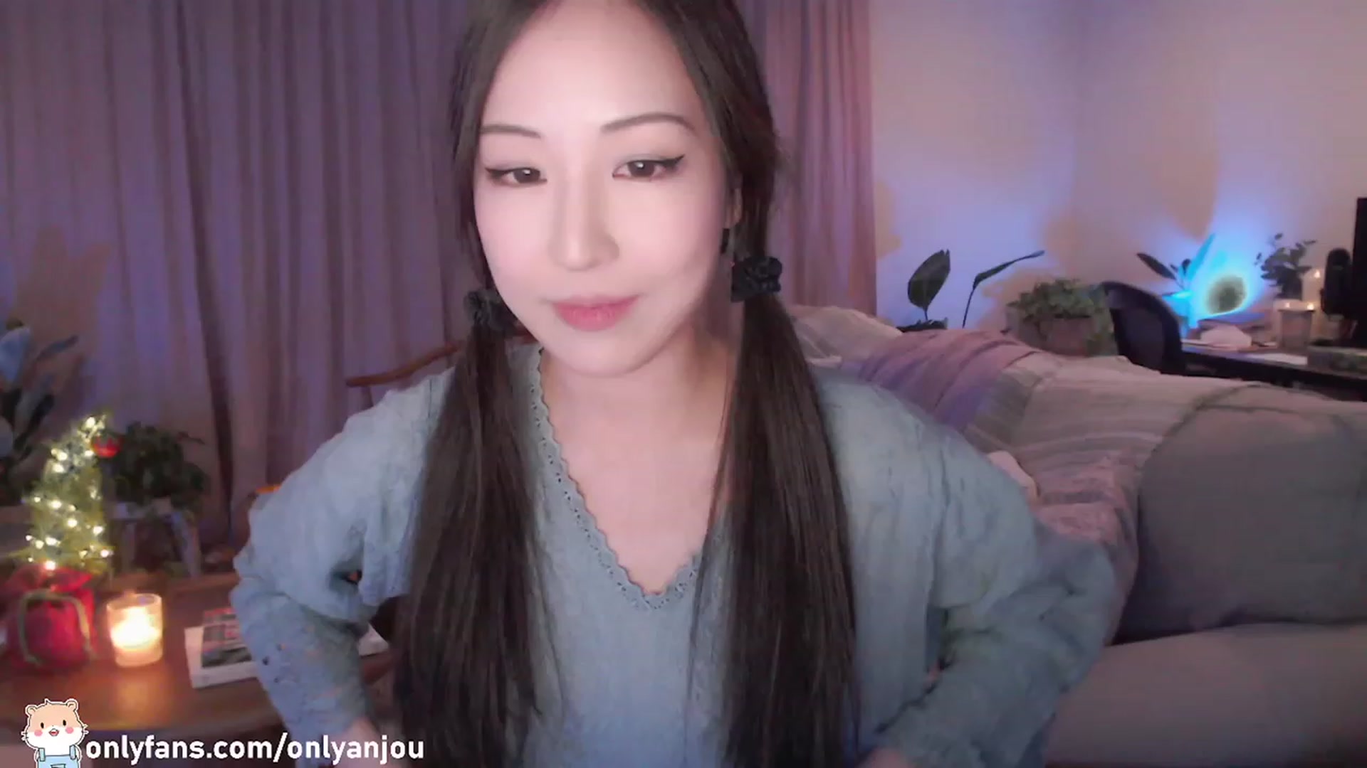 Gallery image thumbnail from HamtaroQueen's myfreecams stream on, 12/11/2022, 05:01 image 4 of 20