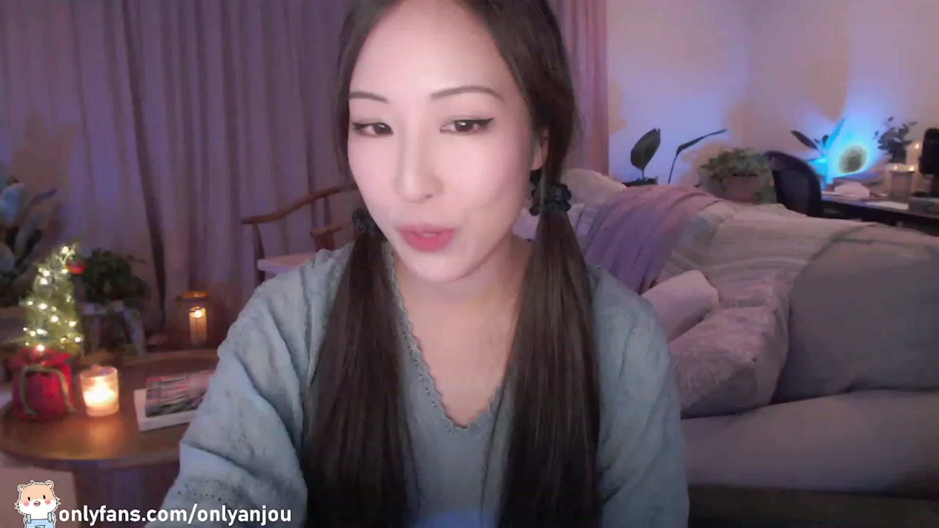 Gallery image thumbnail from HamtaroQueen's myfreecams stream on, 12/11/2022, 05:01 image 15 of 20