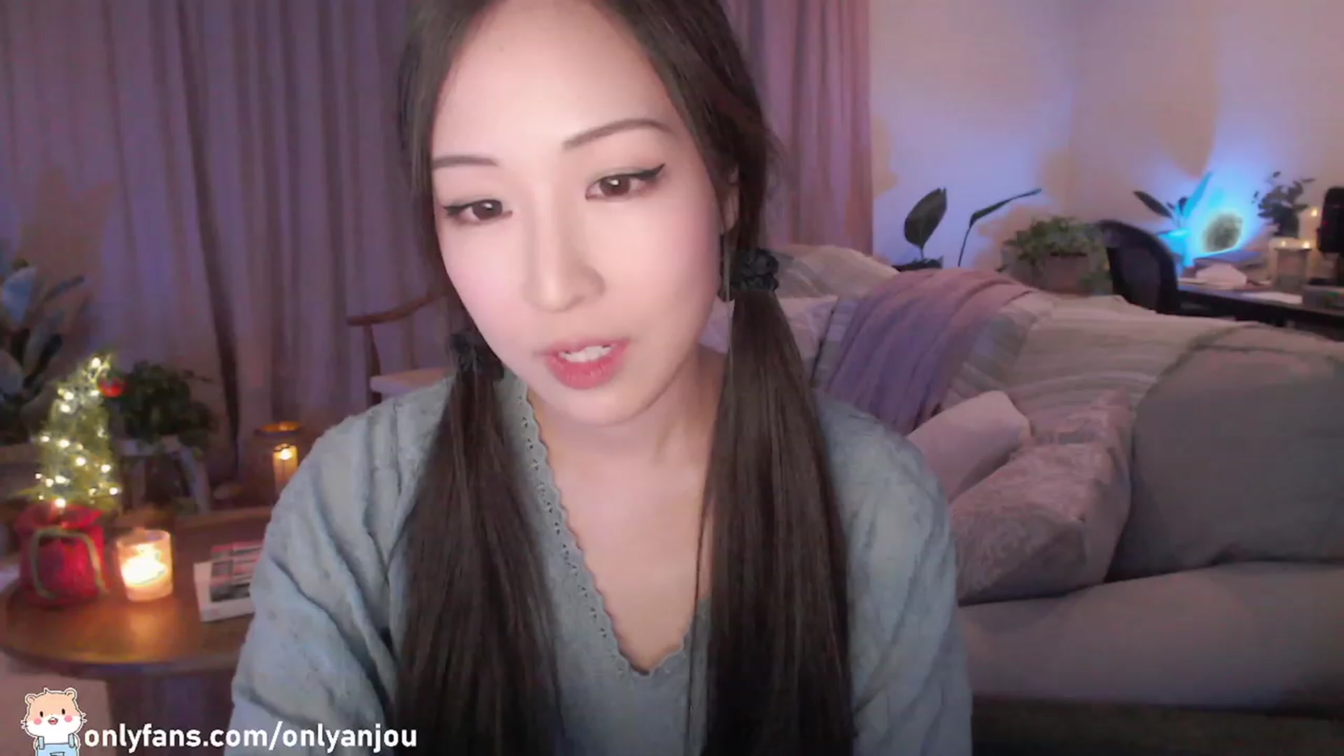 Gallery image thumbnail from HamtaroQueen's myfreecams stream on, 12/11/2022, 05:16 image 2 of 20