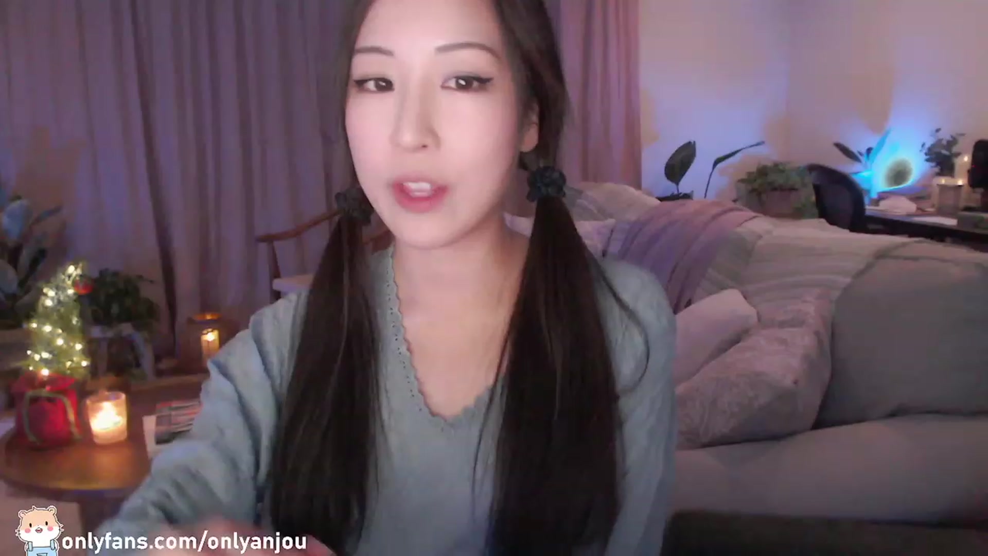 Gallery image thumbnail from HamtaroQueen's myfreecams stream on, 12/11/2022, 05:16 image 15 of 20