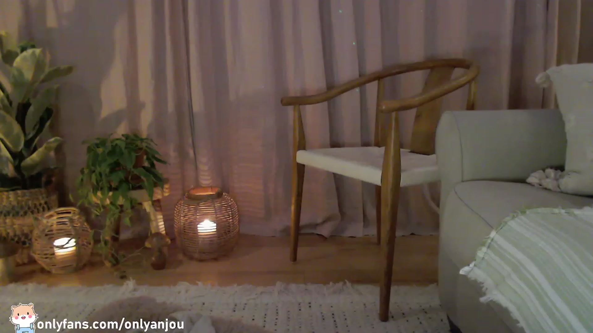 Gallery image thumbnail from HamtaroQueen's myfreecams stream on, 01/01/2023, 07:35 image 20 of 20