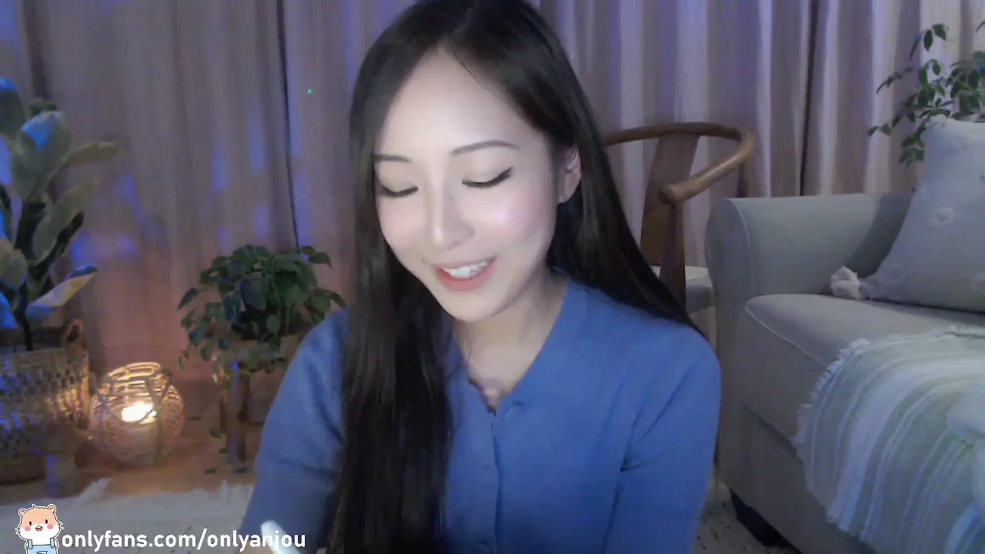 Gallery image thumbnail from HamtaroQueen's myfreecams stream on, 02/05/2023, 07:20 image 2 of 20