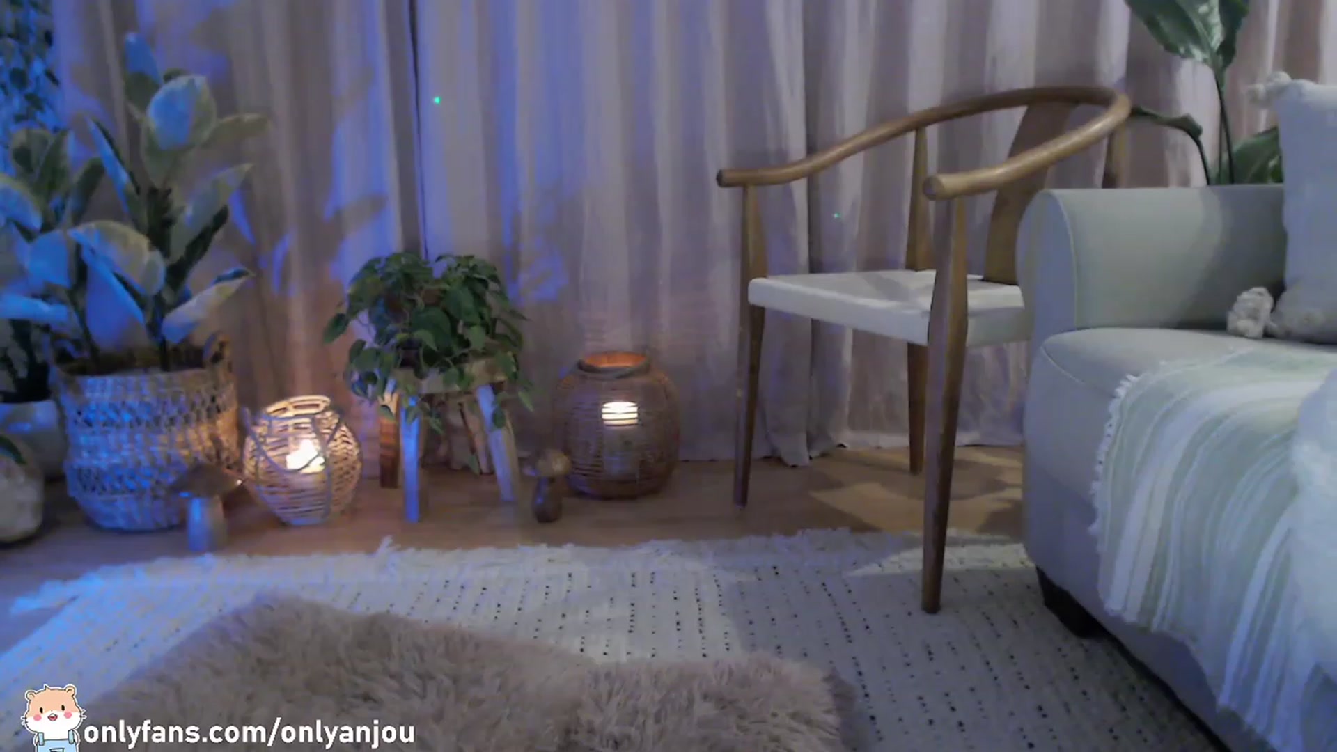 Gallery image thumbnail from HamtaroQueen's myfreecams stream on, 02/19/2023, 06:56 image 20 of 20