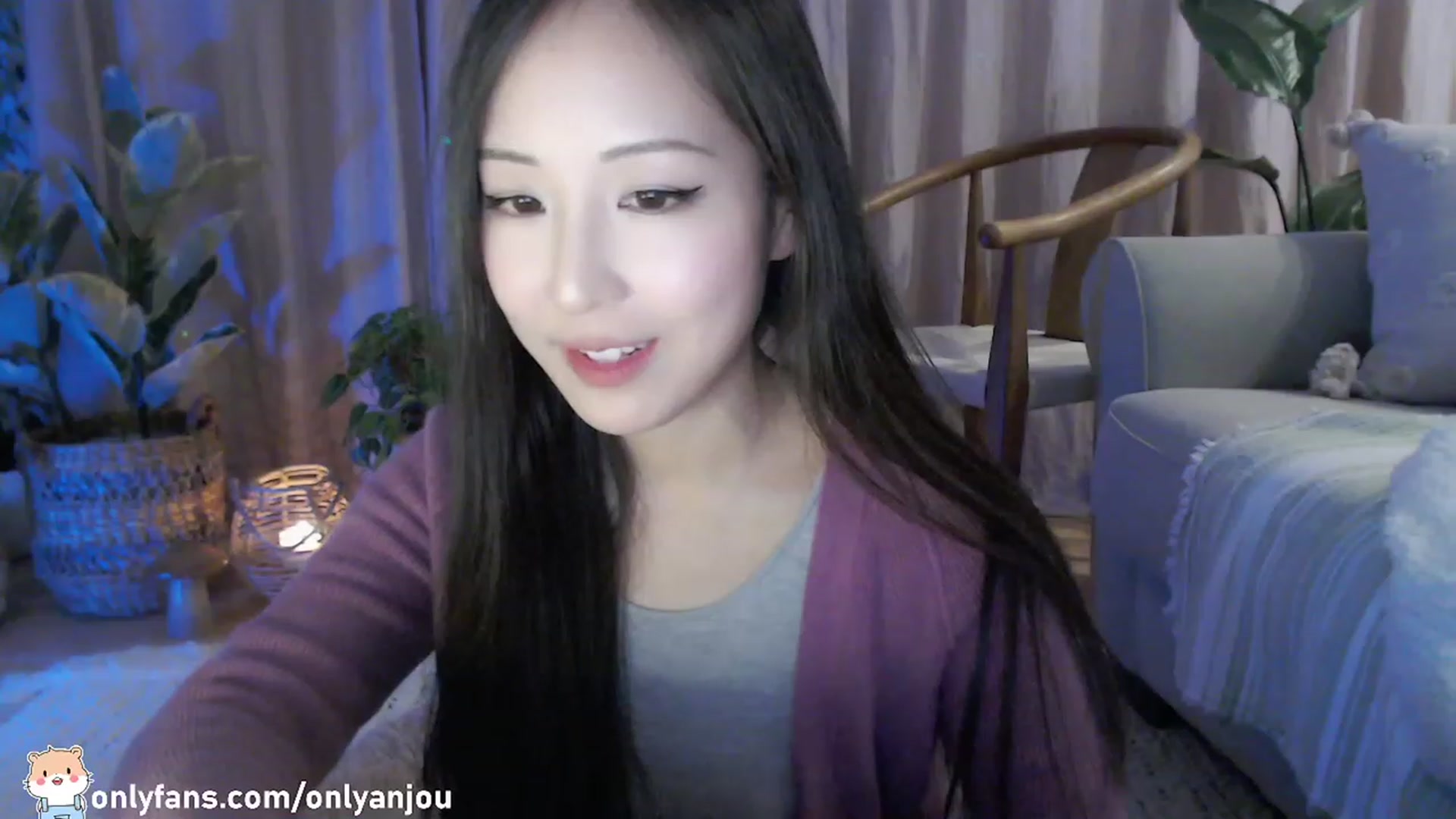 Gallery image thumbnail from HamtaroQueen's myfreecams stream on, 02/19/2023, 08:26 image 17 of 20