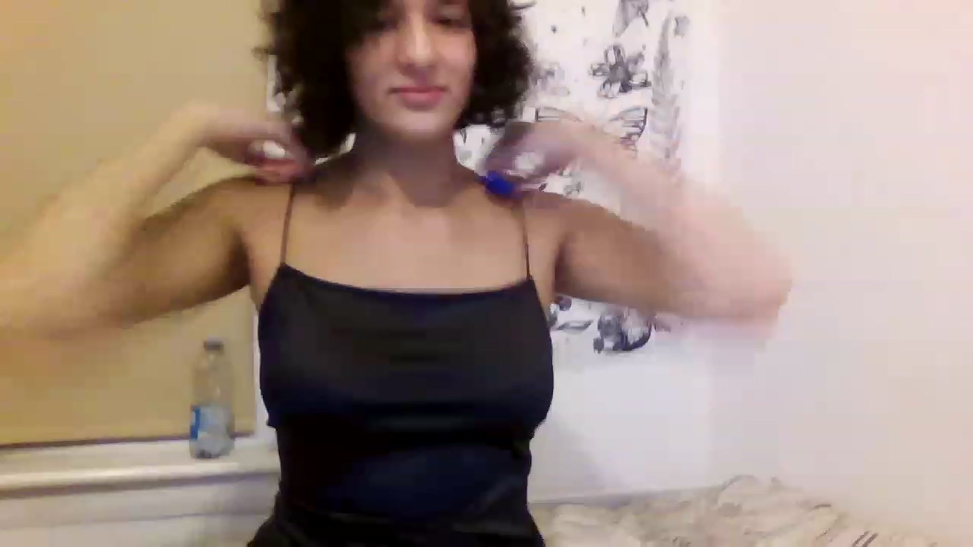 Gallery image thumbnail from HanaUK's myfreecams stream on, 11/14/2022, 18:38 image 14 of 20