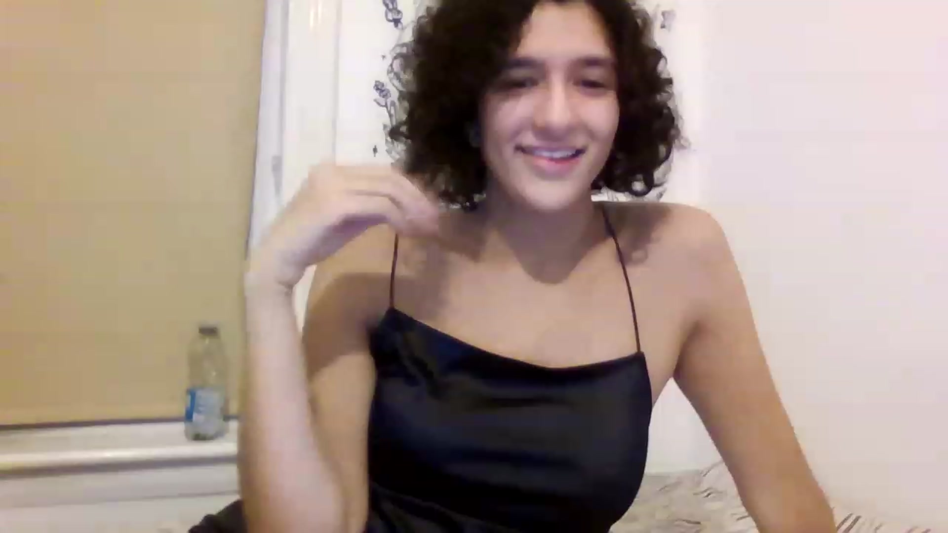 Gallery image thumbnail from HanaUK's myfreecams stream on, 11/14/2022, 18:38 image 3 of 20