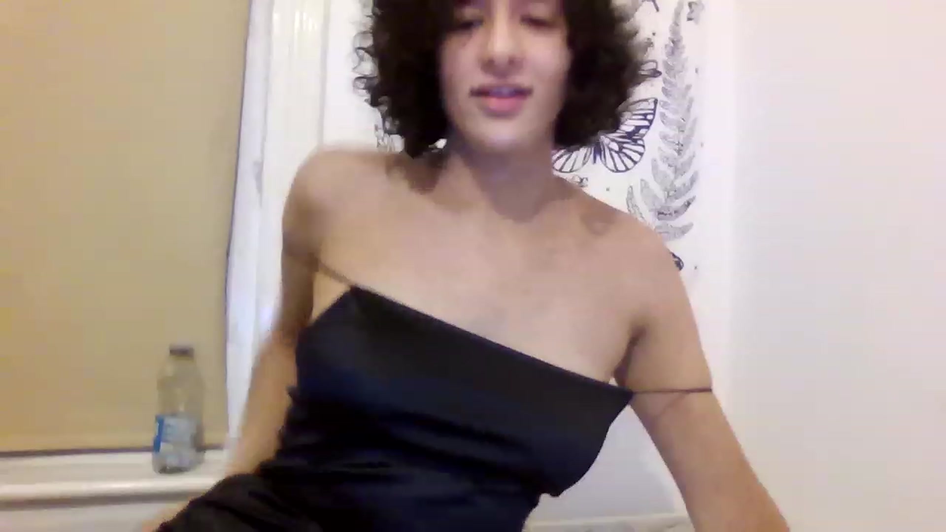 Gallery image thumbnail from HanaUK's myfreecams stream on, 11/14/2022, 19:28 image 8 of 20