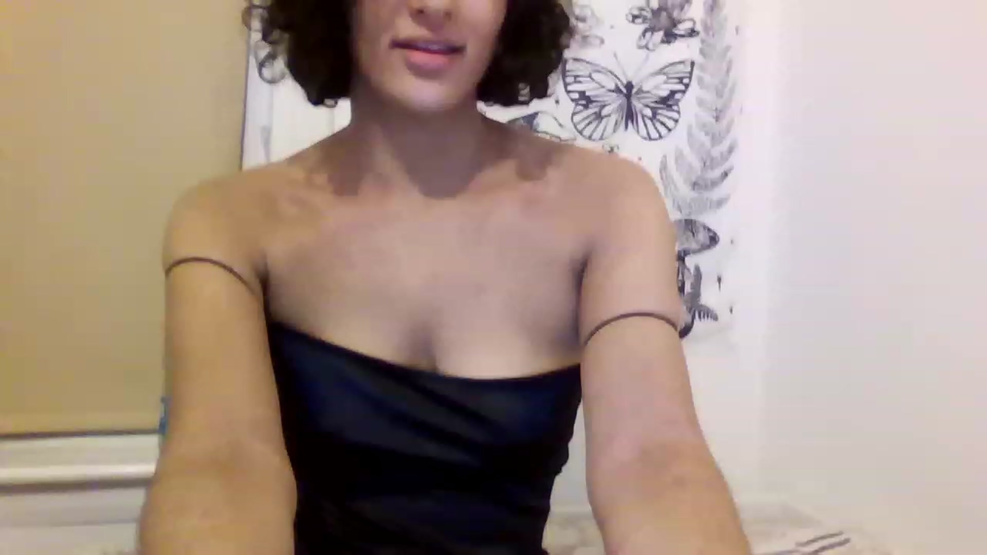 Gallery image thumbnail from HanaUK's myfreecams stream on, 11/14/2022, 19:28 image 3 of 20