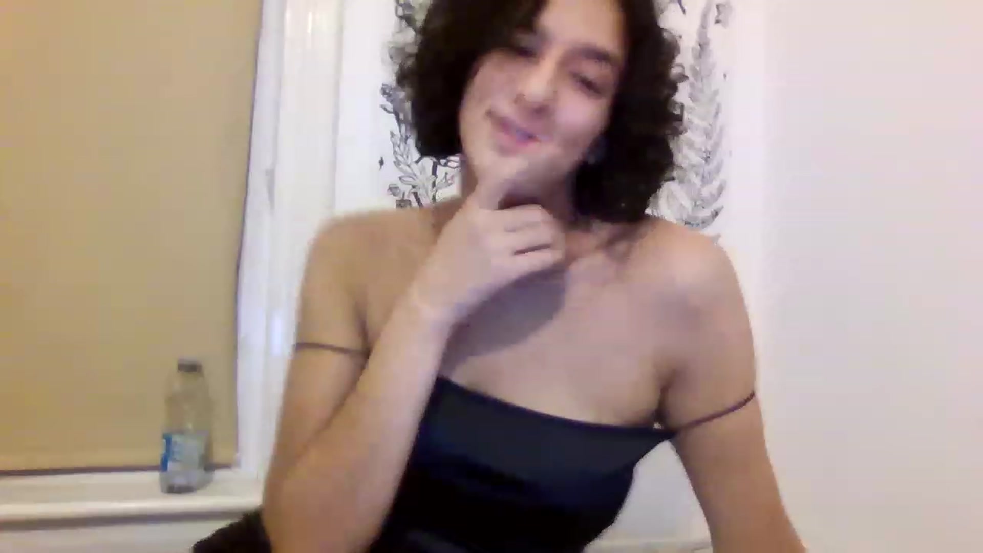 Gallery image thumbnail from HanaUK's myfreecams stream on, 11/14/2022, 19:28 image 9 of 20