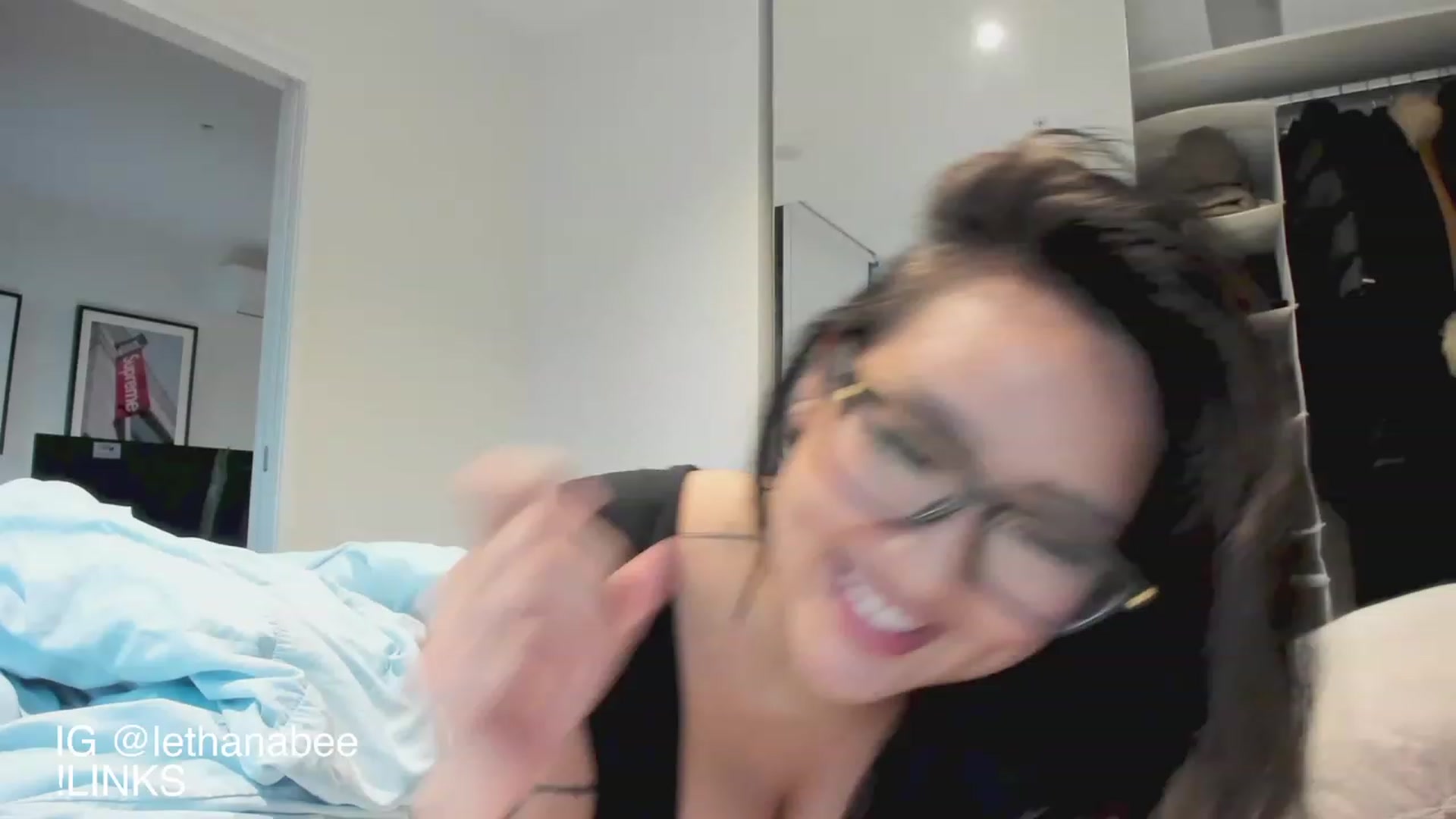 Gallery image thumbnail from Hana_bee's myfreecams stream on, 12/05/2022, 07:47 image 19 of 20