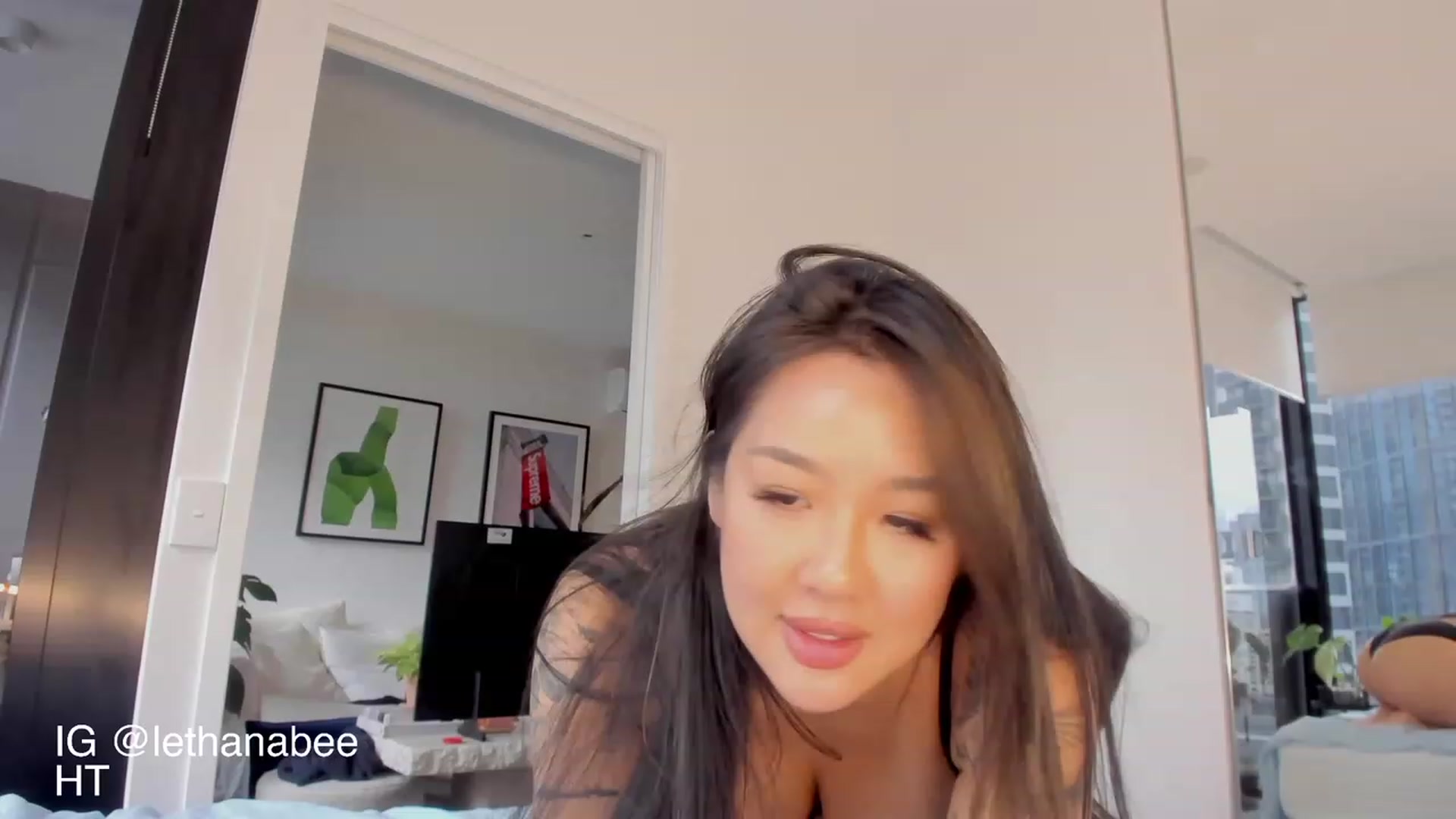 Gallery image thumbnail from Hana_bee's myfreecams stream on, 12/12/2022, 06:27 image 5 of 20