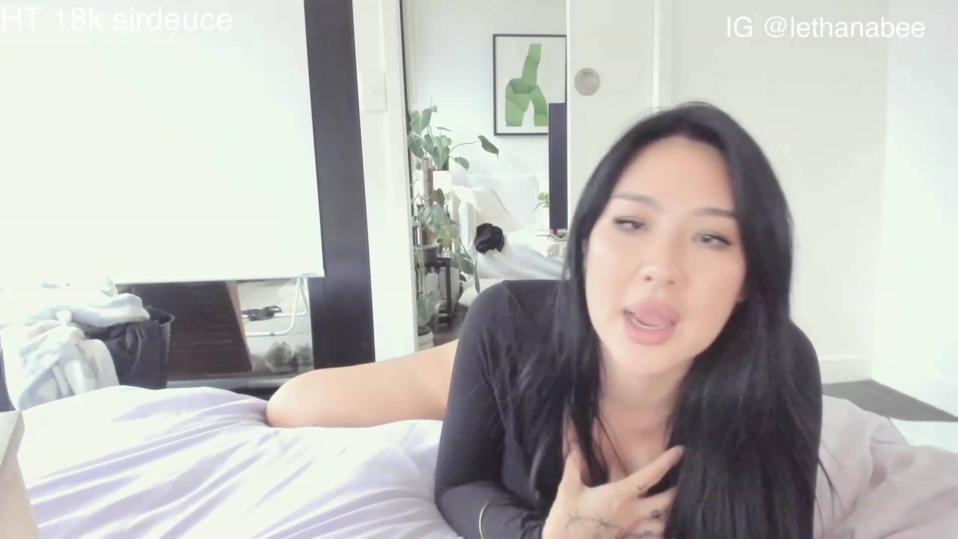 Gallery image thumbnail from Hana_bee's myfreecams stream on, 02/27/2023, 07:32 image 16 of 20