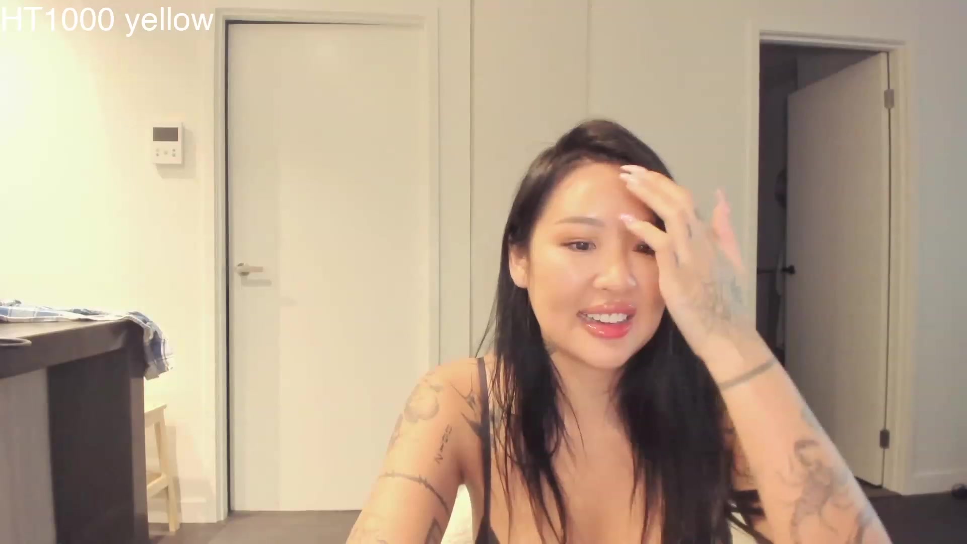 Gallery image thumbnail from Hana_bee's myfreecams stream on, 04/03/2023, 08:51 image 13 of 20