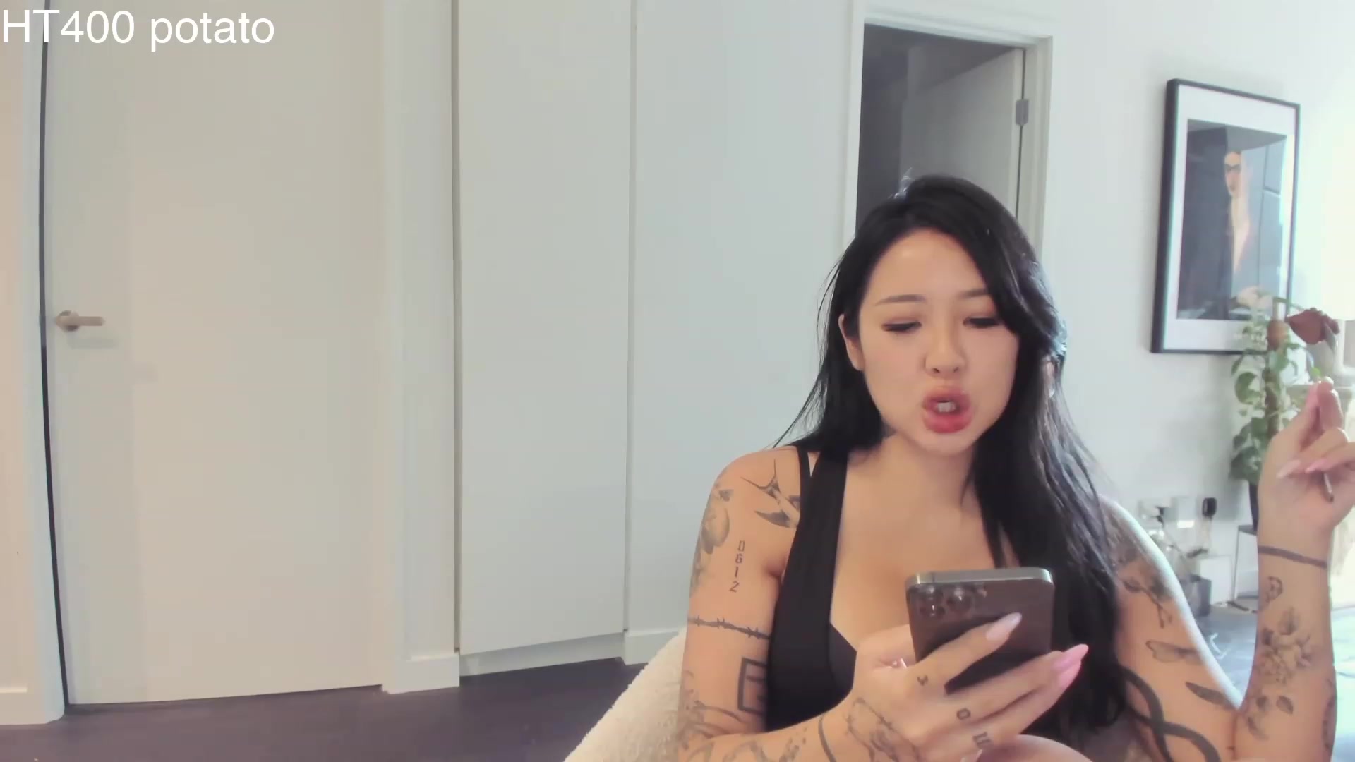 Gallery image thumbnail from Hana_bee's myfreecams stream on, 04/04/2023, 04:30 image 19 of 20