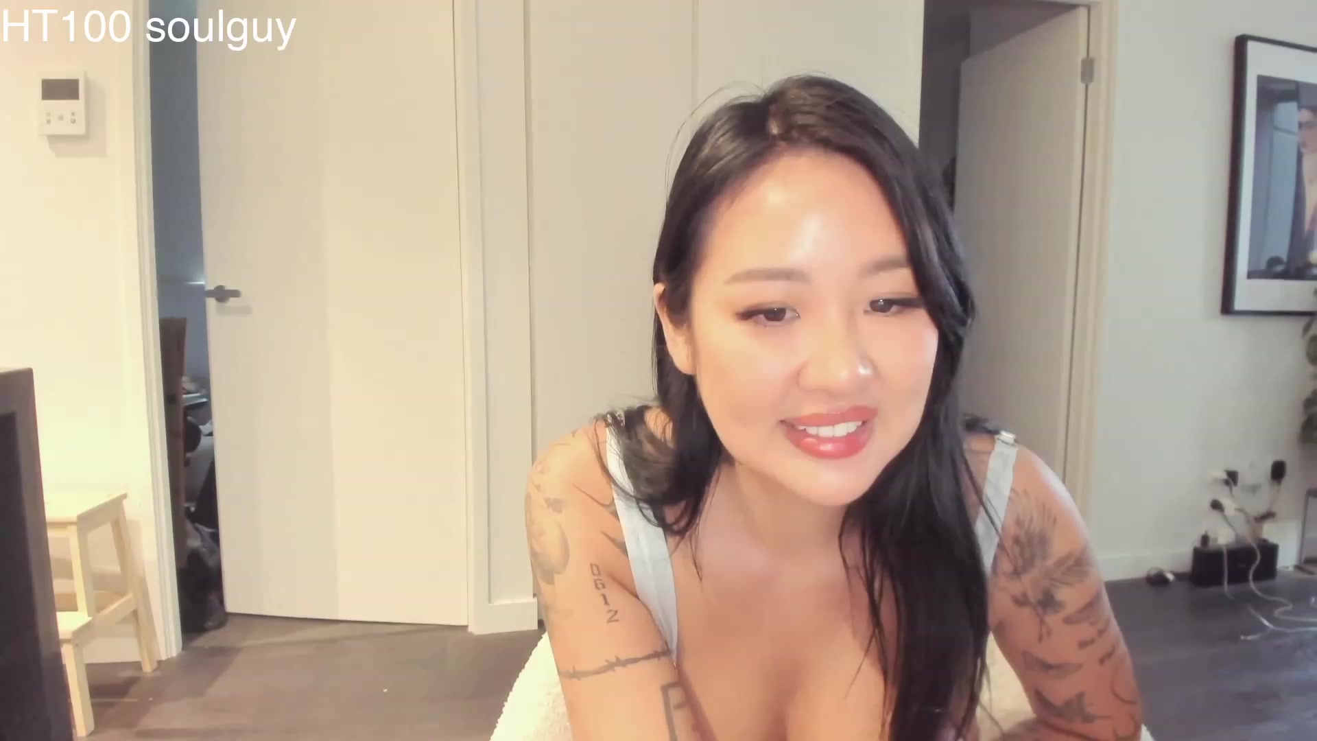 Gallery image thumbnail from Hana_bee's myfreecams stream on, 04/06/2023, 04:15 image 3 of 20