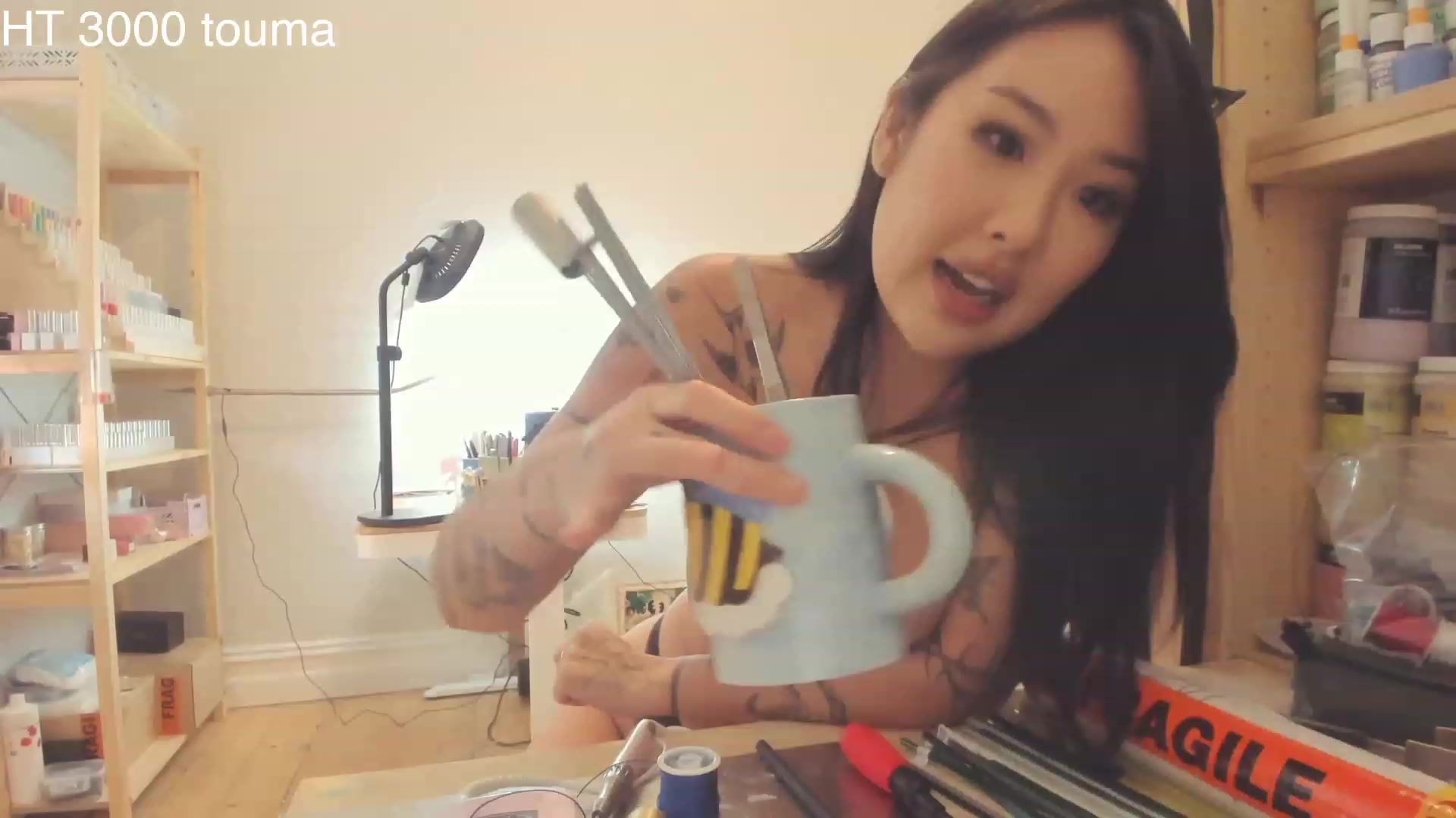 Gallery image thumbnail from Hana_bee's myfreecams stream on, 06/26/2023, 06:51 image 11 of 20