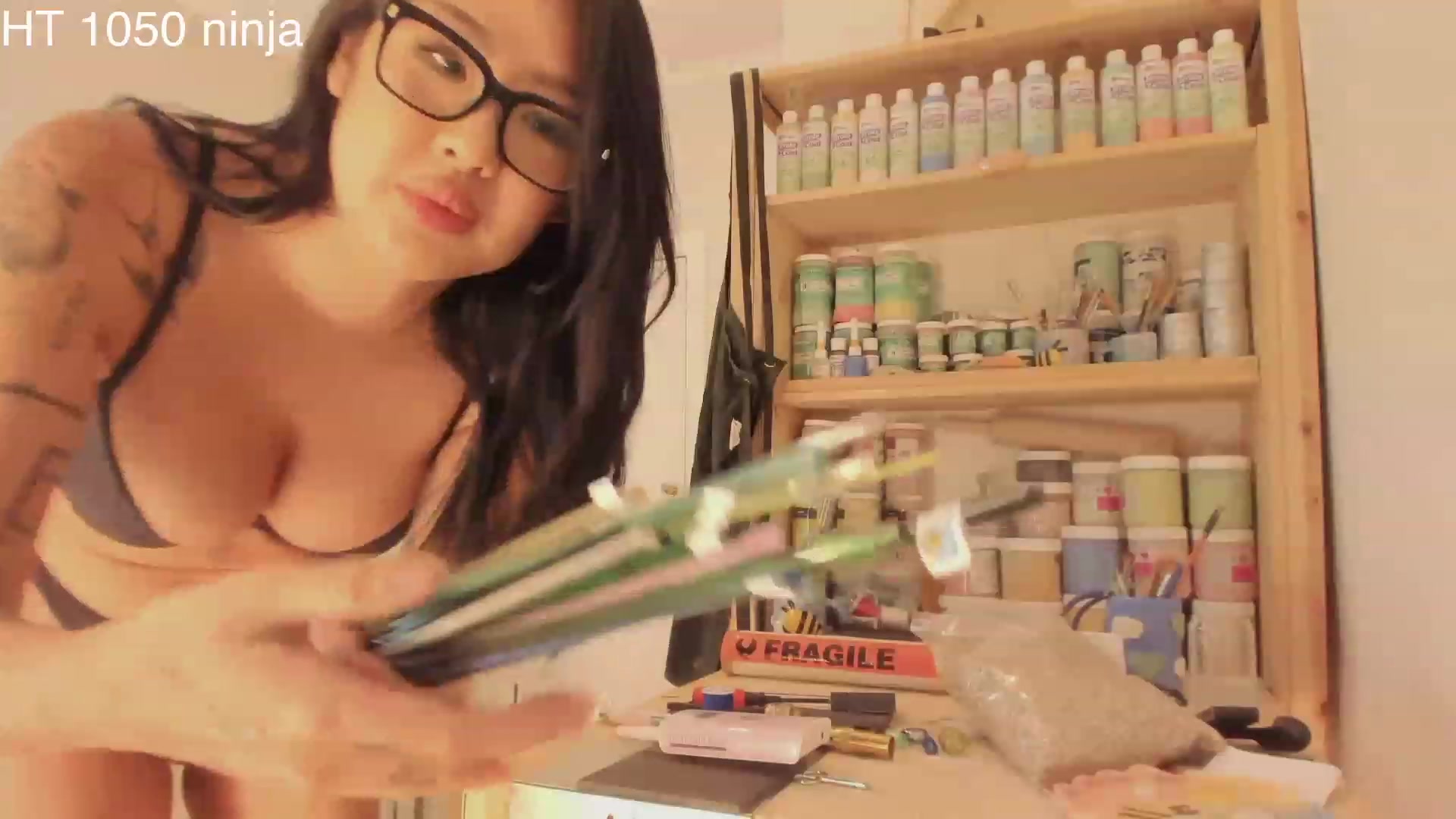 Gallery image thumbnail from Hana_bee's myfreecams stream on, 06/27/2023, 09:08 image 17 of 20