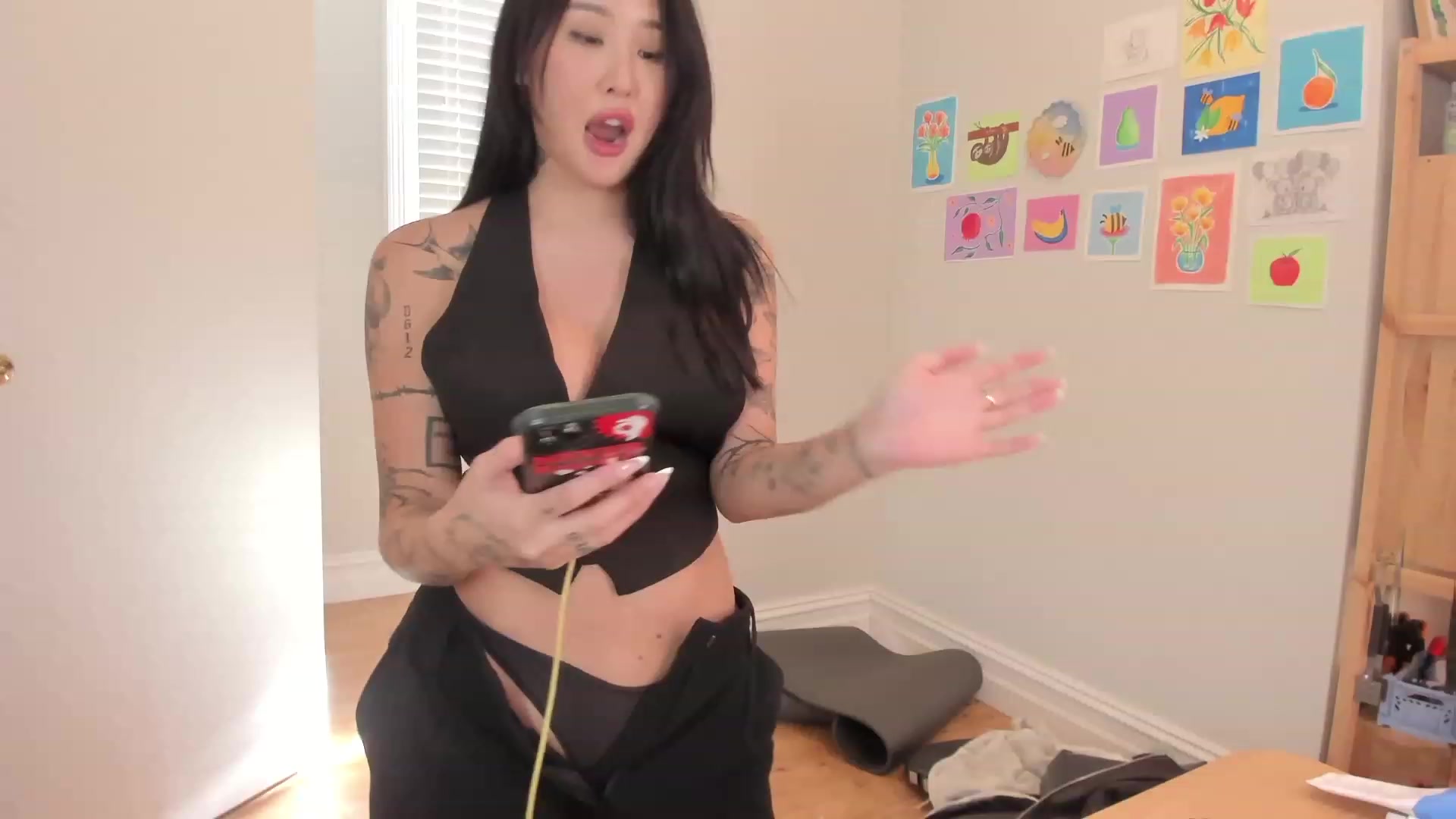 Gallery image thumbnail from Hana_bee's myfreecams stream on, 09/12/2023, 05:26 image 15 of 20