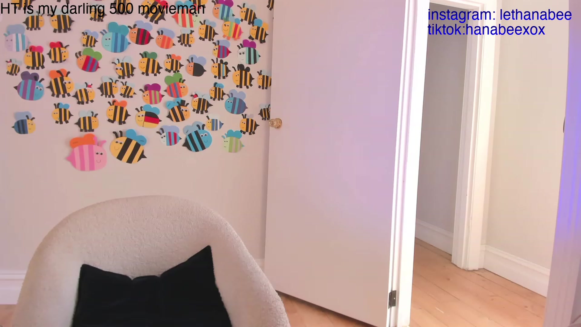 Gallery image thumbnail from Hana_bee's myfreecams stream on, 11/23/2023, 02:17 image 12 of 20