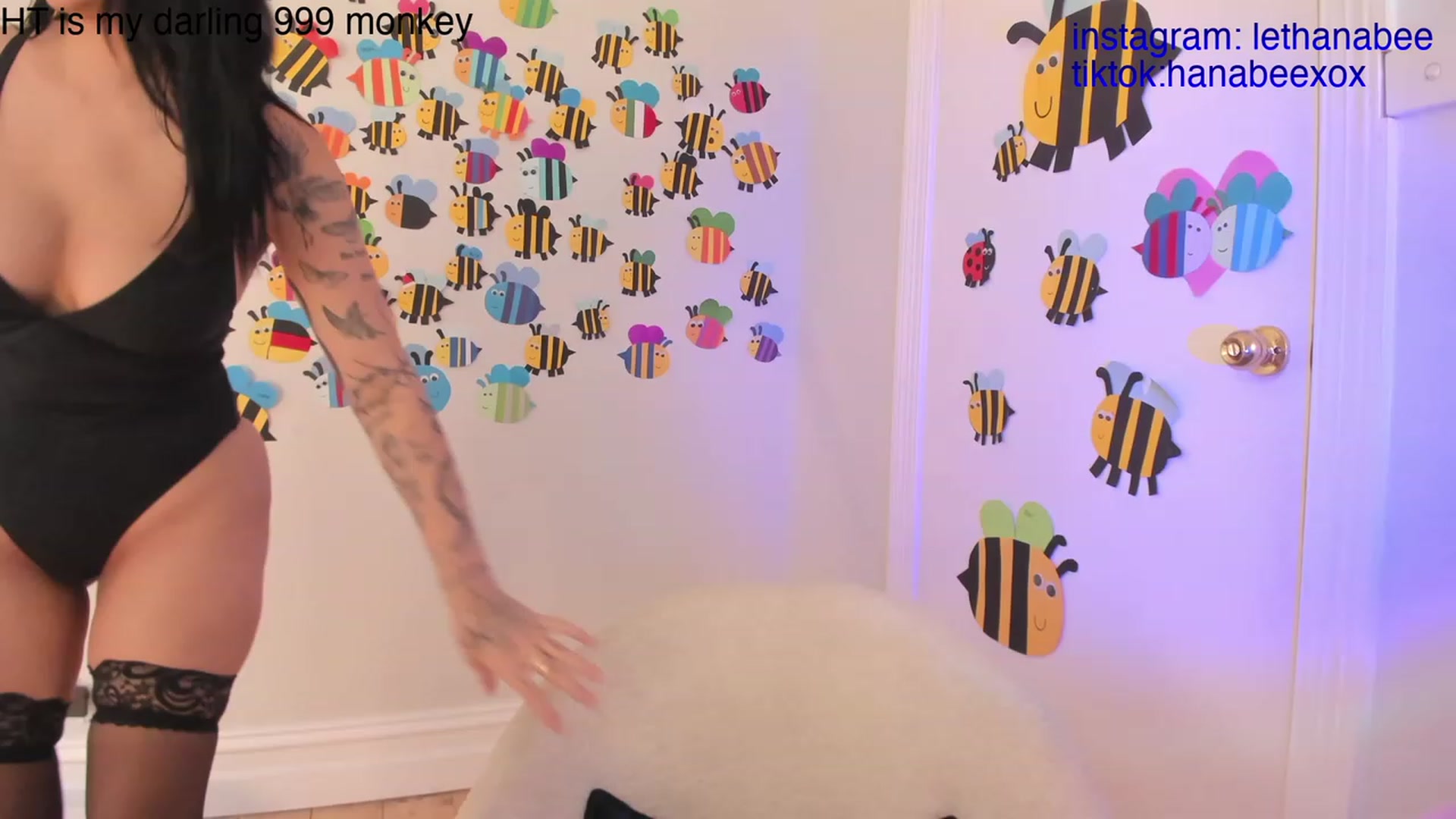 Gallery image thumbnail from Hana_bee's myfreecams stream on, 11/24/2023, 05:48 image 20 of 20