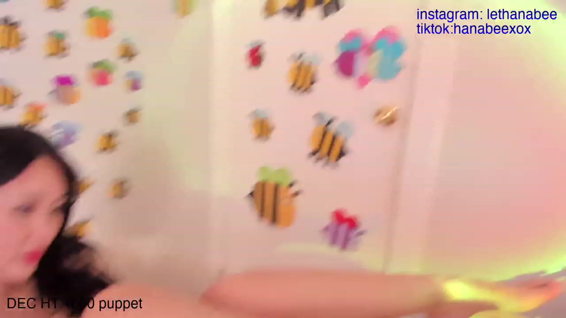 Gallery image thumbnail from Hana_bee's myfreecams stream on, 12/19/2023, 06:13 image 2 of 20