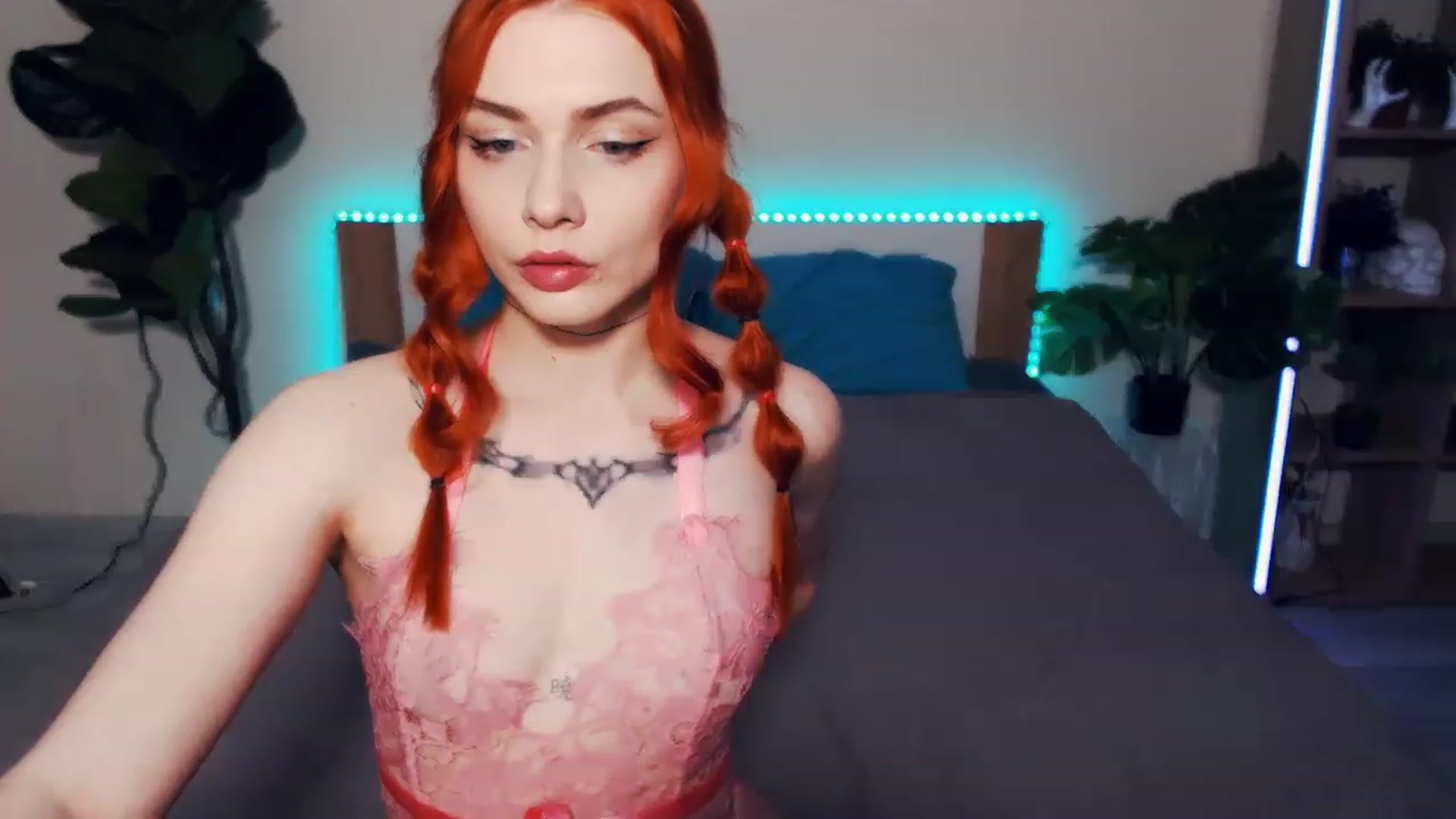 Gallery image thumbnail from Hanagasumi's myfreecams stream on, 02/18/2023, 21:12 image 9 of 20