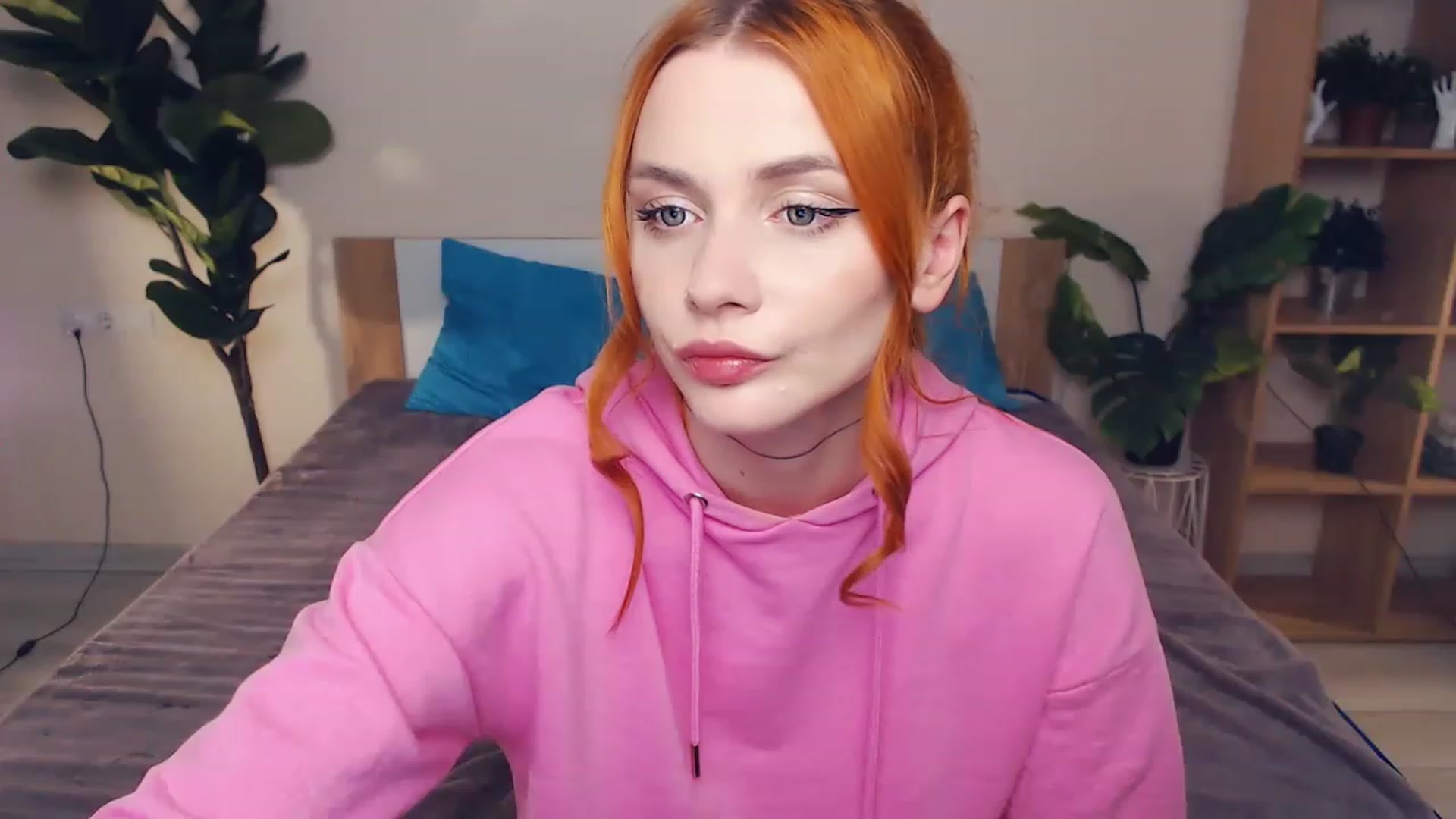 Gallery image thumbnail from Hanagasumi's myfreecams stream on, 03/31/2023, 22:29 image 15 of 20