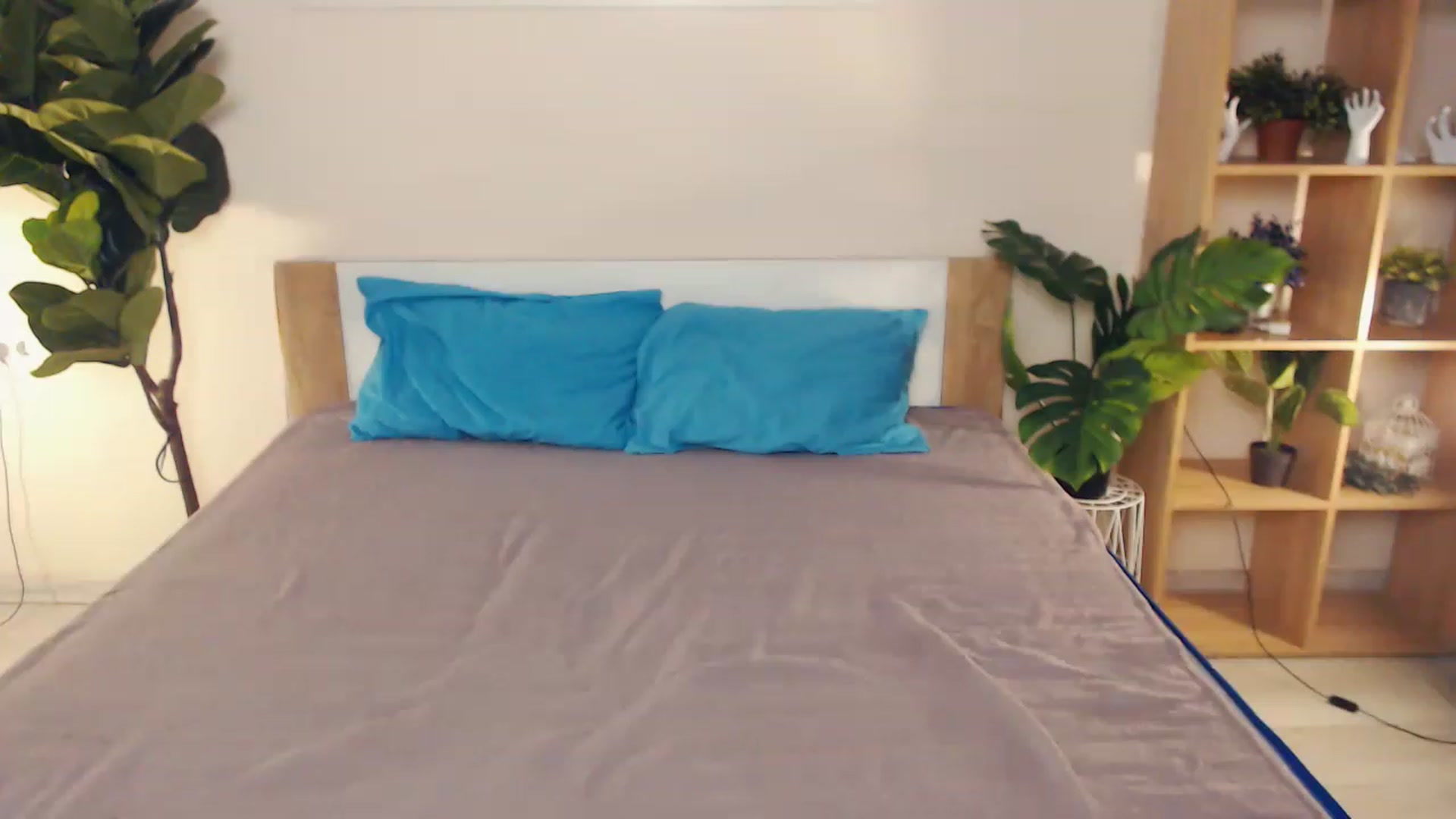 Gallery image thumbnail from Hanagasumi's myfreecams stream on, 05/13/2023, 21:27 image 2 of 20