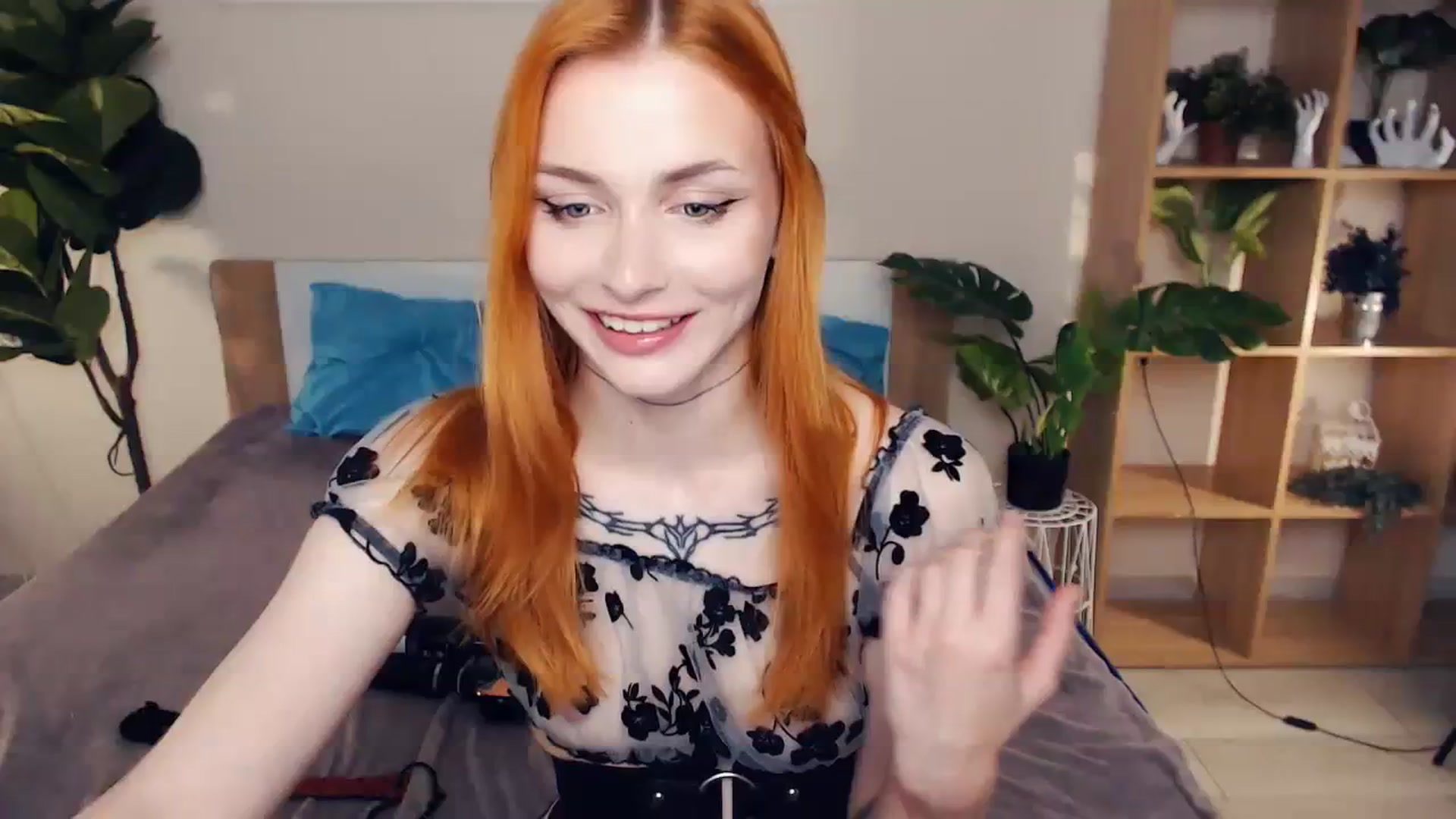 Gallery image thumbnail from Hanagasumi's myfreecams stream on, 07/30/2023, 23:07 image 15 of 20