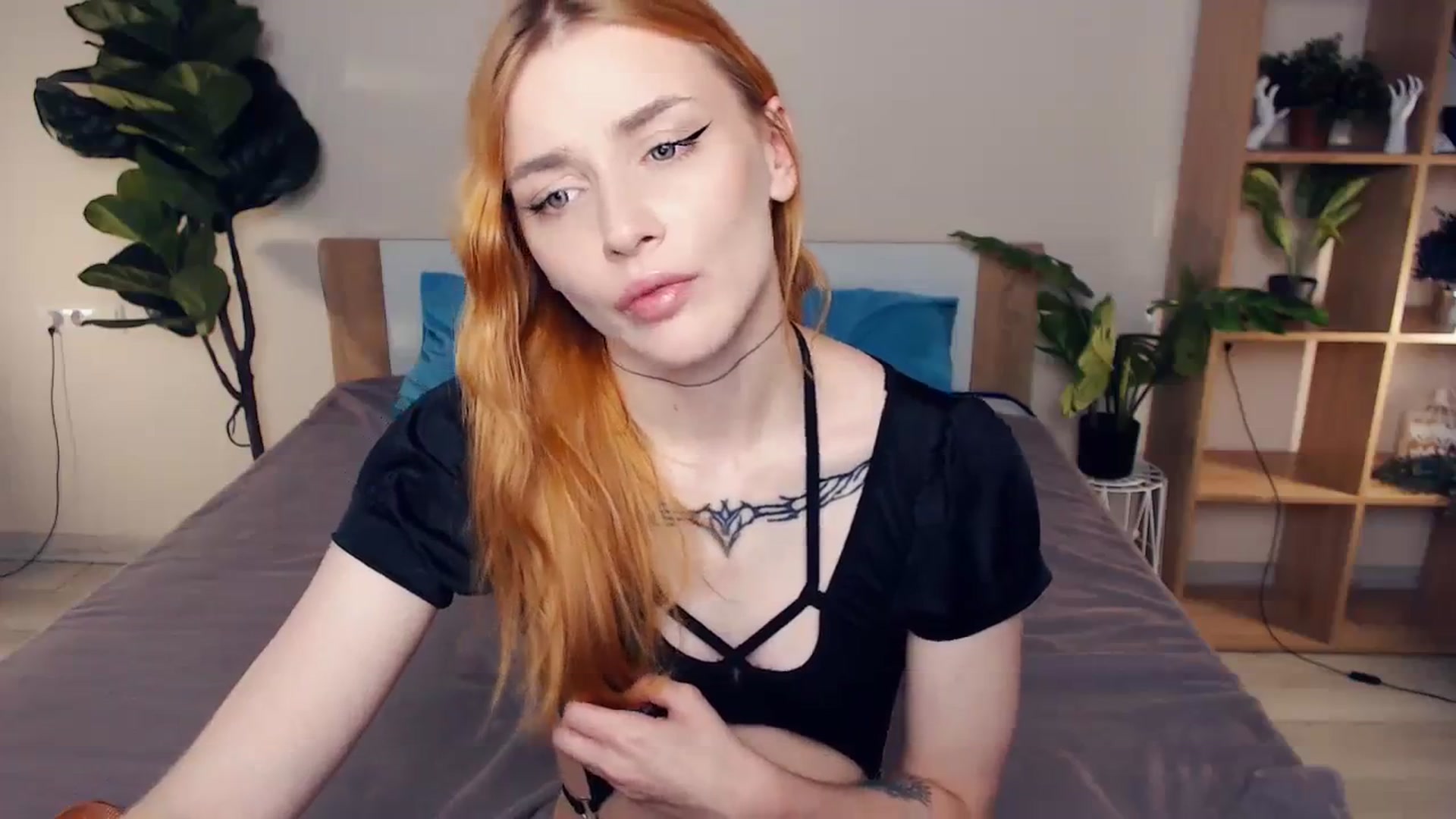 Gallery image thumbnail from Hanagasumi's myfreecams stream on, 09/18/2023, 20:39 image 6 of 20
