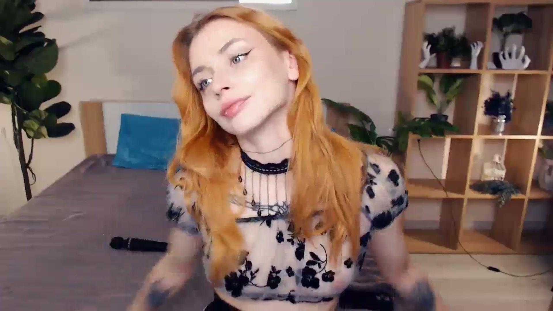 Gallery image thumbnail from Hanagasumi's myfreecams stream on, 09/25/2023, 20:33 image 12 of 20
