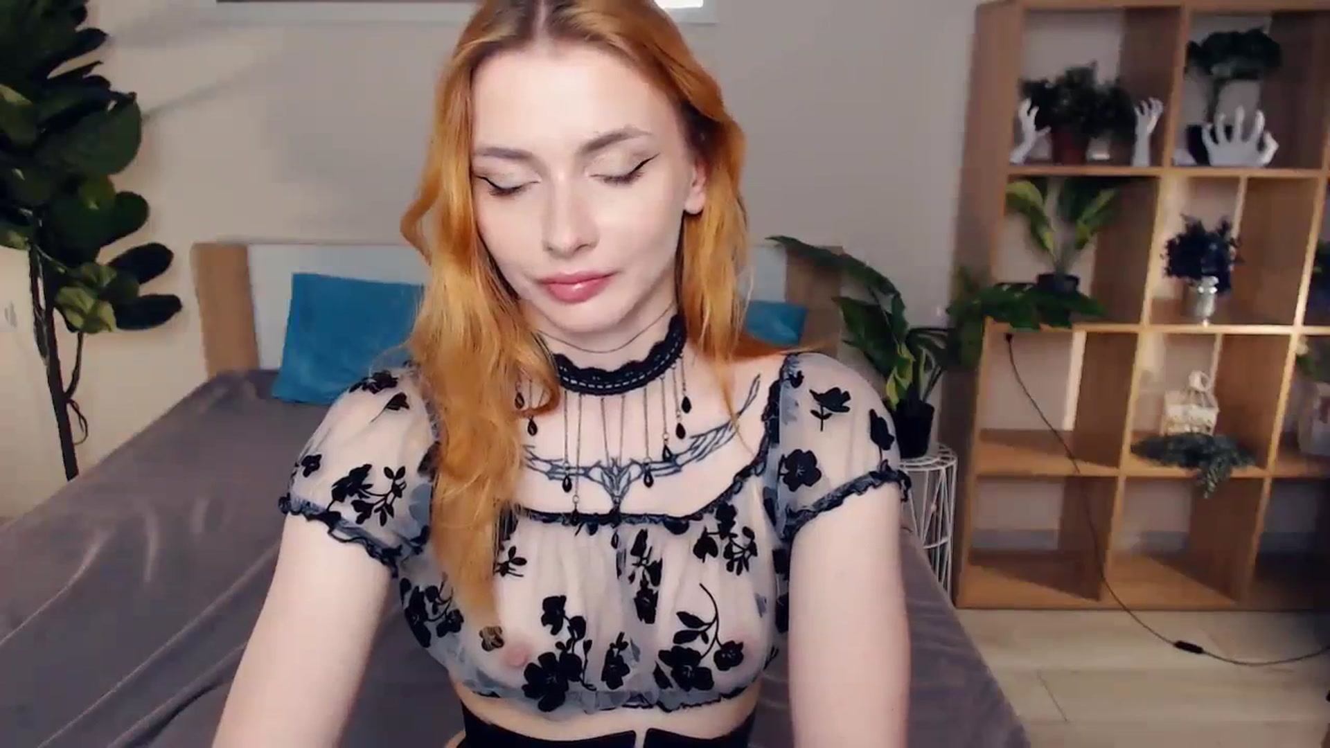 Gallery image thumbnail from Hanagasumi's myfreecams stream on, 09/25/2023, 22:50 image 17 of 20